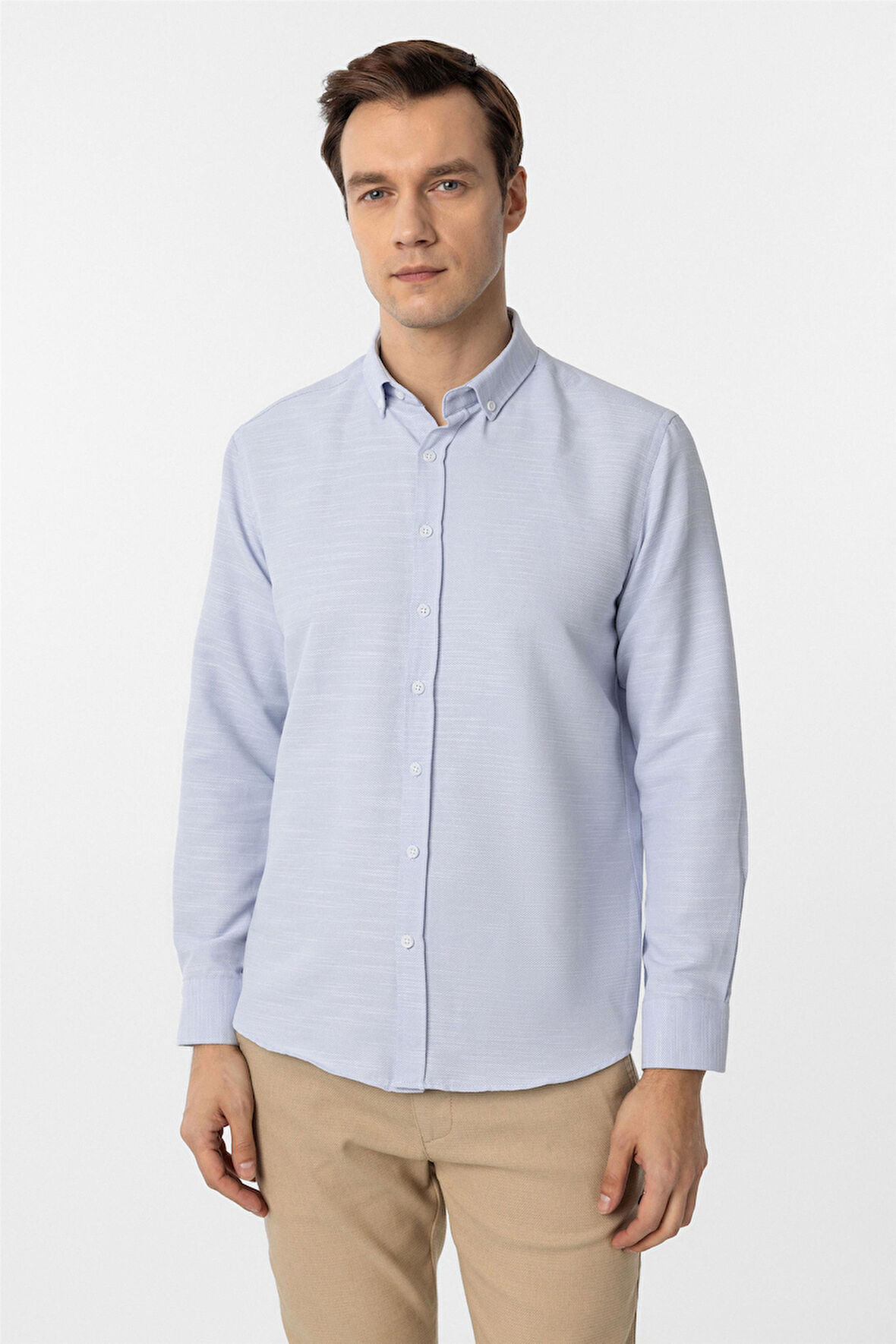 Buz Mavi Slim Fit Armürlü Düğmeli Yaka Gömlek