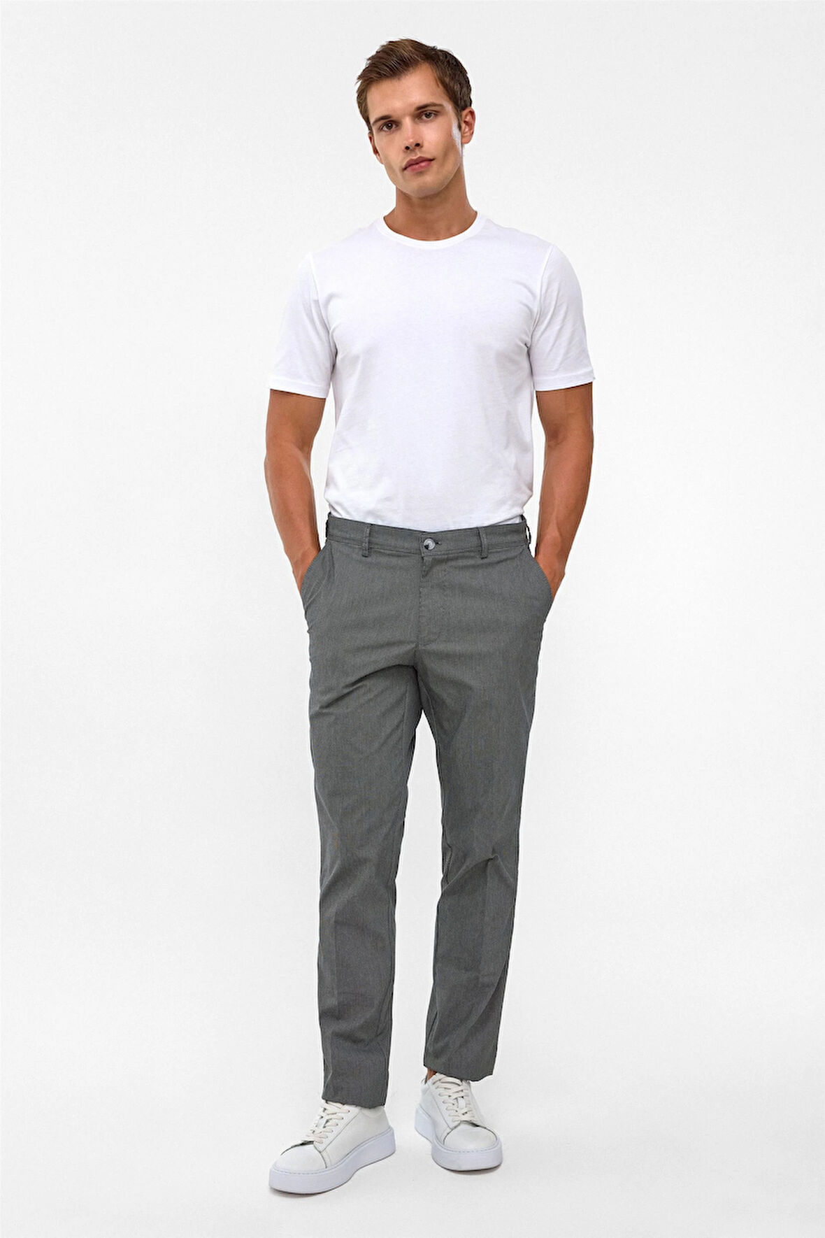 Siyah Regular Armürlü Pantolon