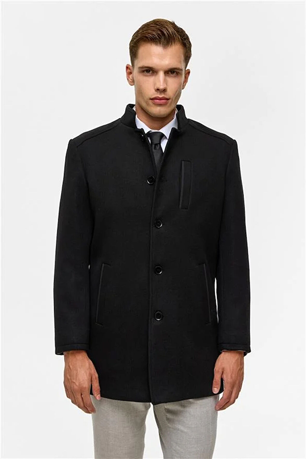 Siyah Regular Düz Hakim Yaka Kaban