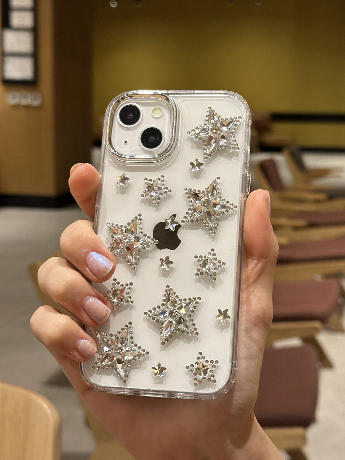 iPhone 15 Plus Uyumlu Gümüş Kristal Taşlı Yıldızlı Şeffaf Kılıf