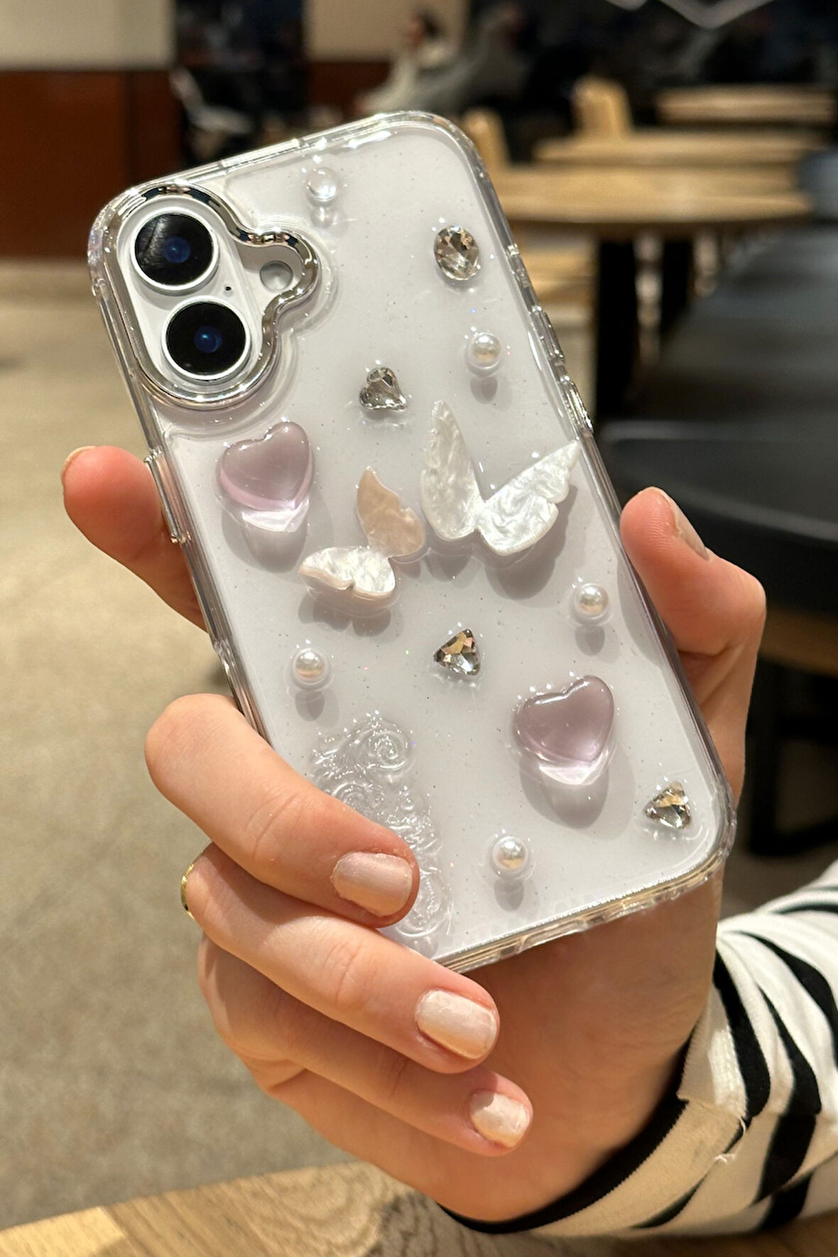 iPhone 16 Plus Uyumlu Sedef Kelebek Kalp Kristal Taş Figürlü Şeffaf Kılıf