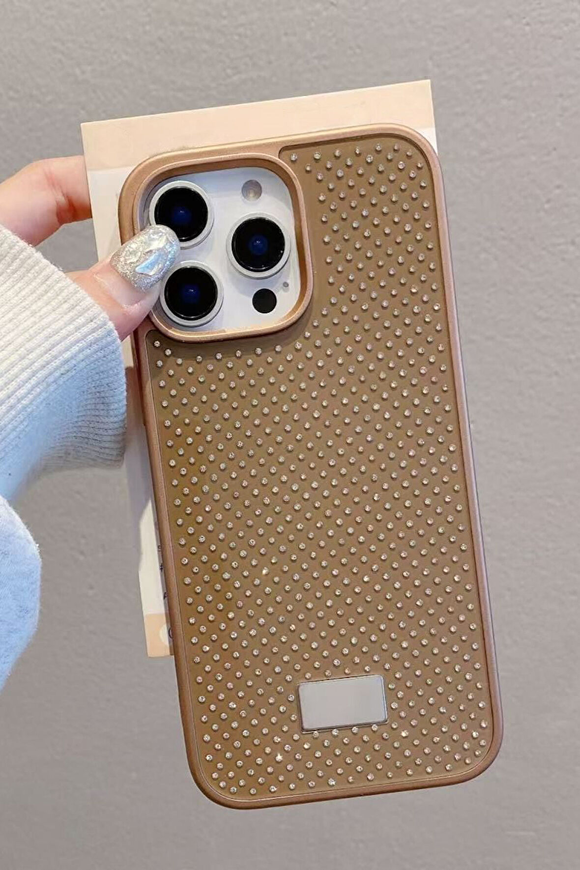 iPhone 16 Pro Max Uyumlu Elmas Pırlanta Taşlı Kahverengi Kılıf