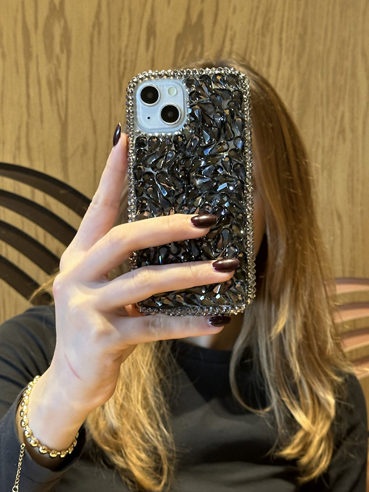 iPhone 14 Plus Ve 15 Plus Uyumlu Lüks Siyah Kristal Taşlı Kılıf