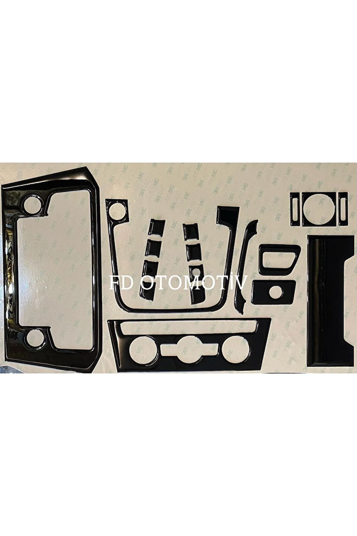 Volkswagen Passat B8 Torpido, Konsol, Trim, Göğüs Kaplama  Set Piano Black Renk Özel Dizayn