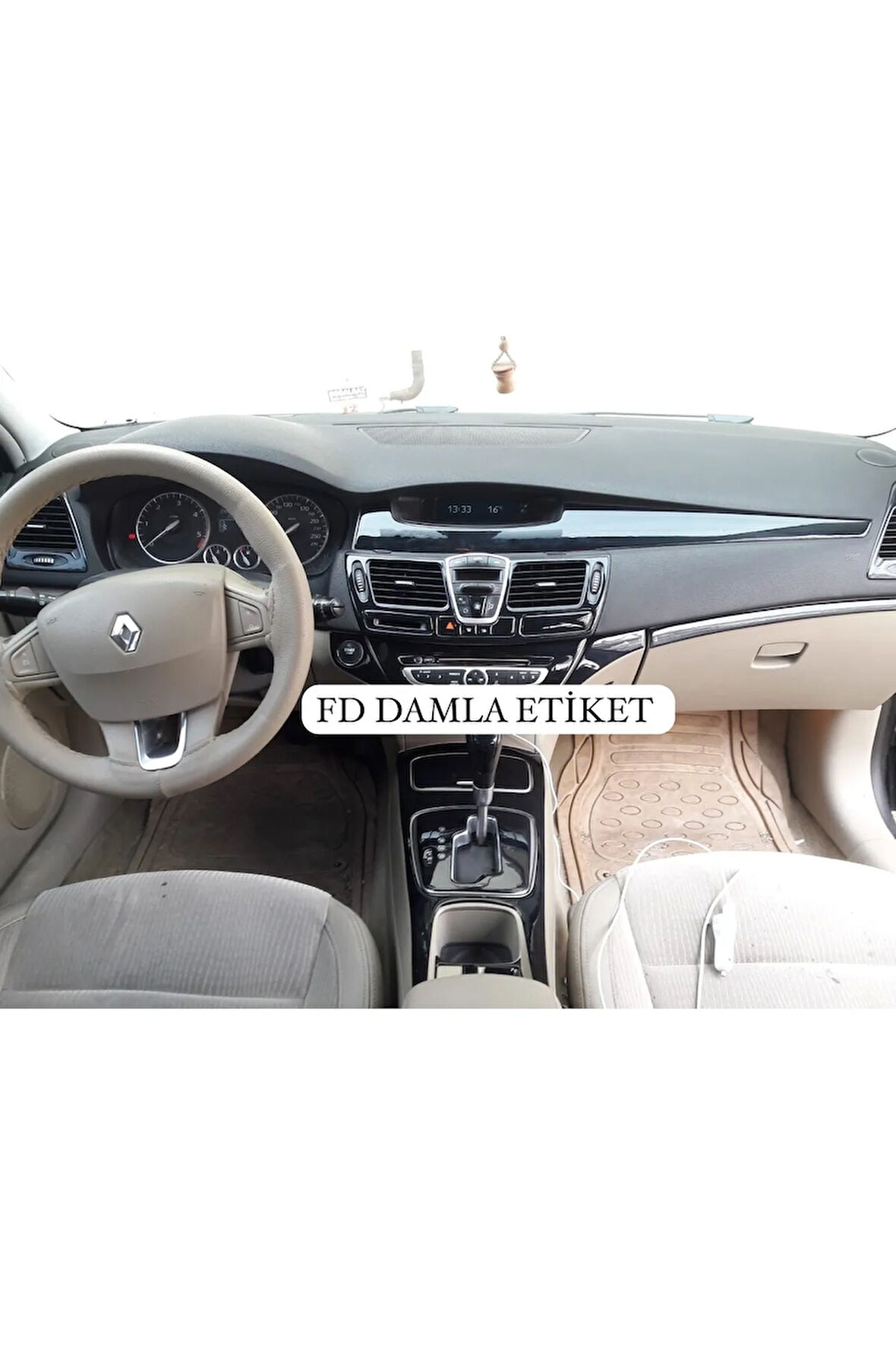 Renault Laguna 3 Full Set  Torpido, Konsol, Trim, Göğüs Kaplama  Set Piano Black Renk Özel Dizayn