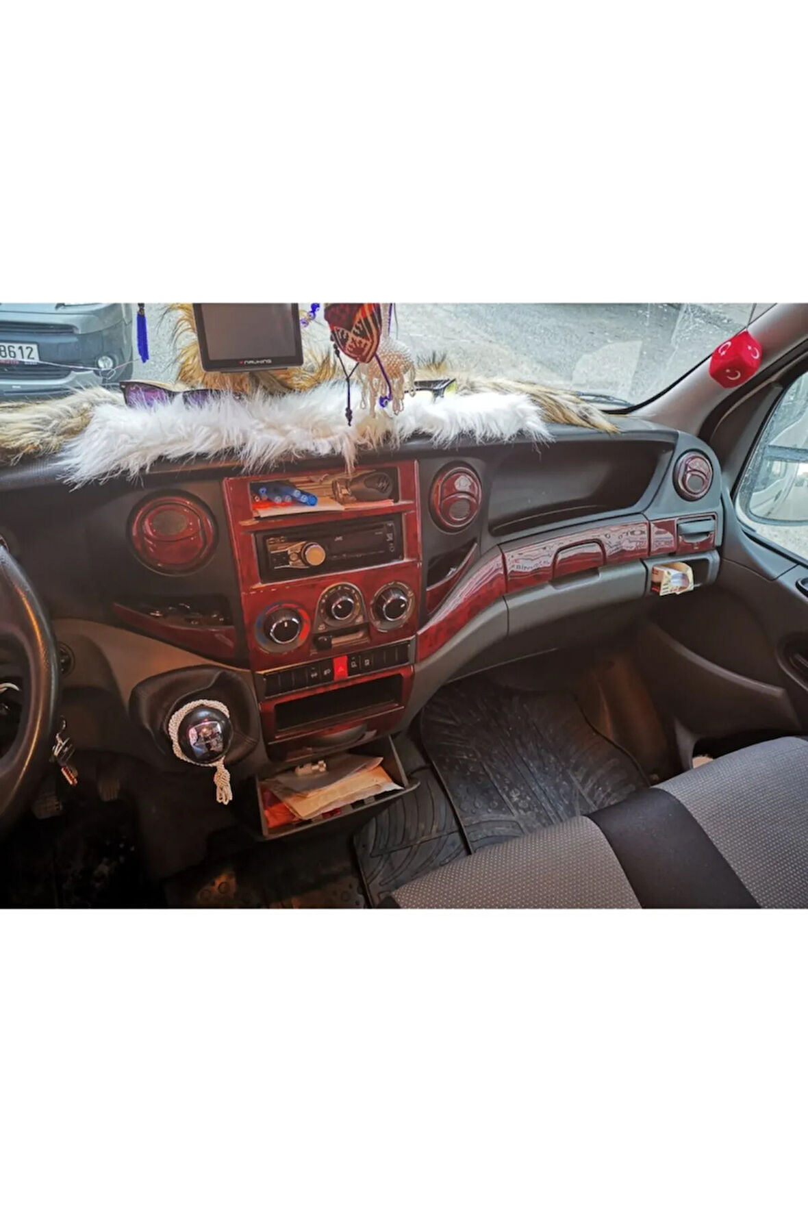 Iveco Daily Konsol/maun Kaplama 2009-2013 33.prç Maun Renk