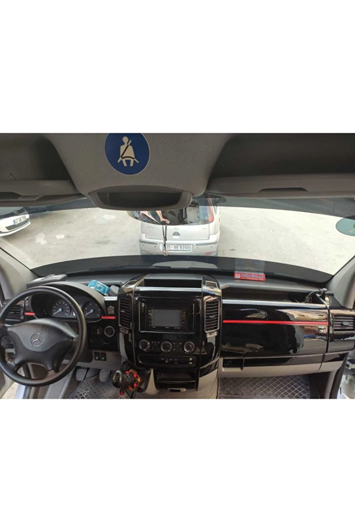 Mercedes Sprinter Konsol/maun Kaplama 2006-2017 Full Set Parlak Siyah (pıanoblack) + Kırmızı Şerit
