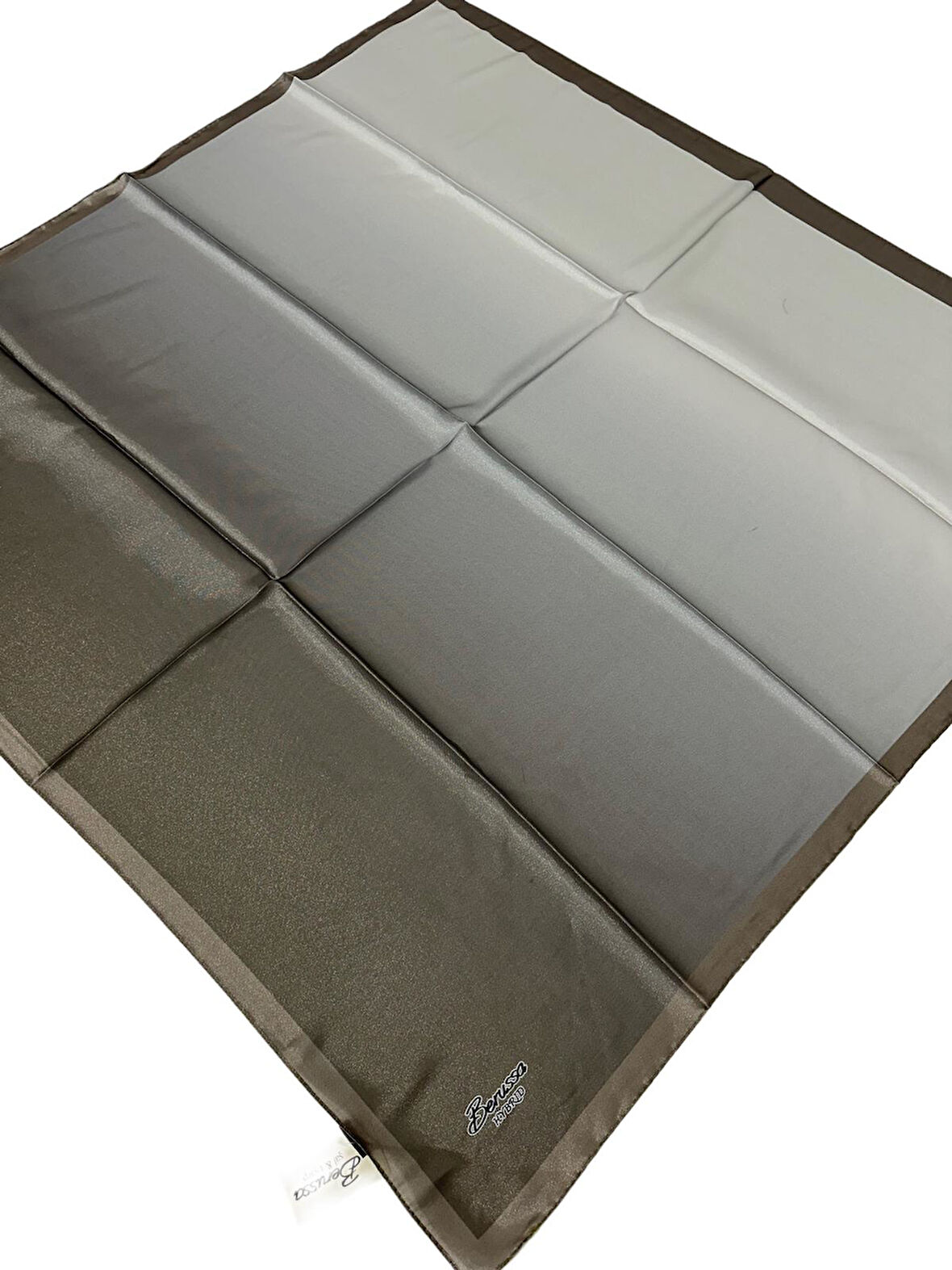 Hibrit Desenli Kristal Eşarp - 04683