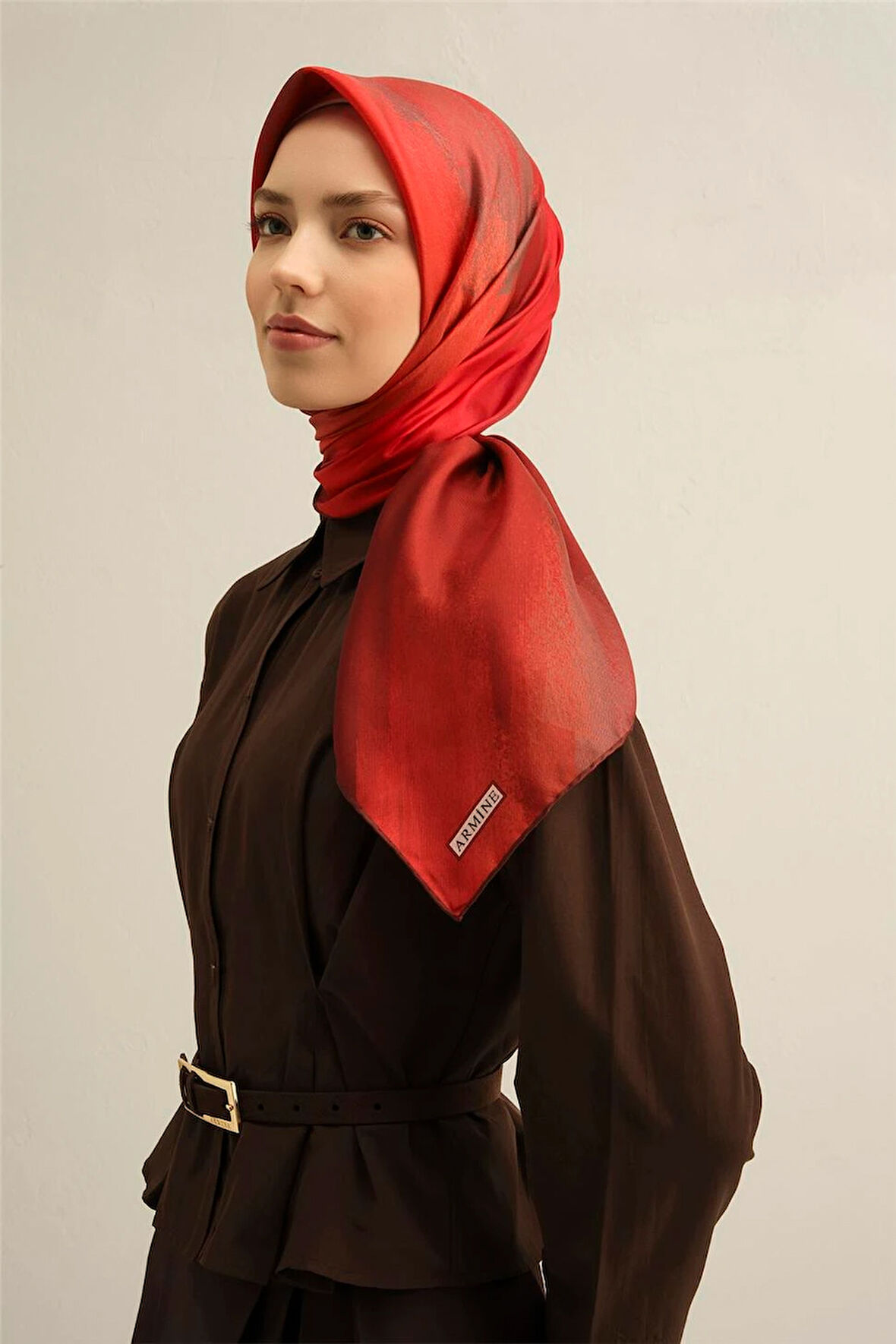 2025  İLKBAHAR - YAZ - DJ SAF İPEK EŞARP  ( SURA)-9308D02