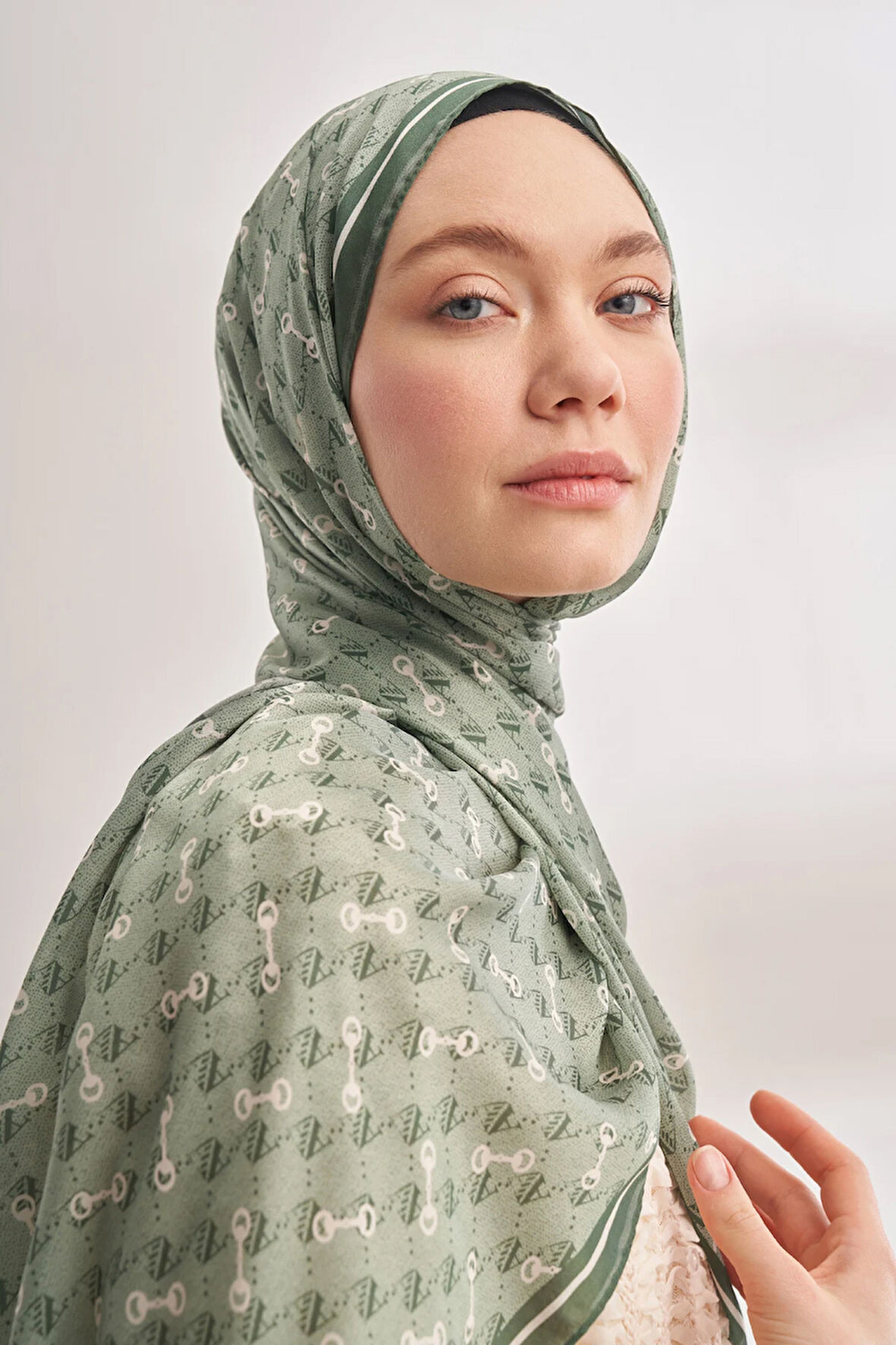 İTHAL VUAL MONOGRAM DESEN ŞAL -46463