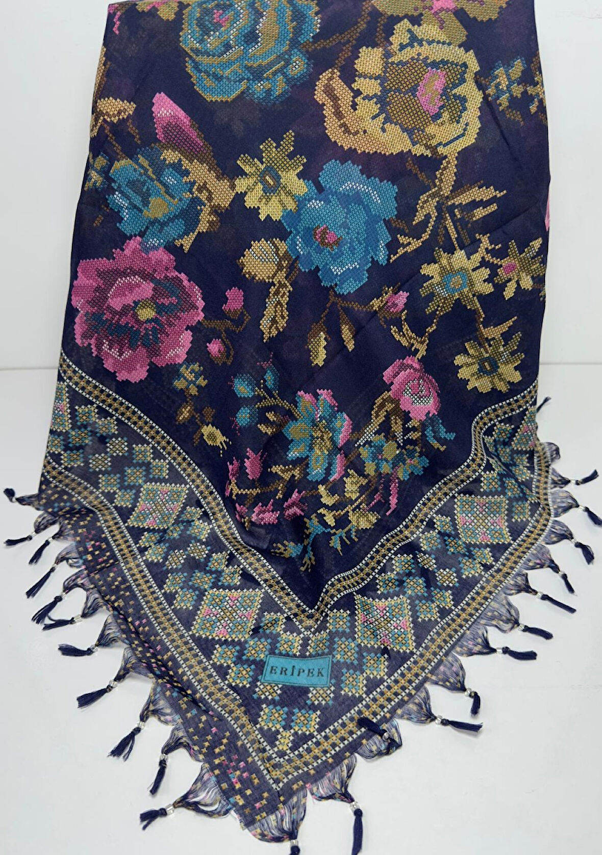 Sökme Boncuklu Pamuk Yazma - 05495