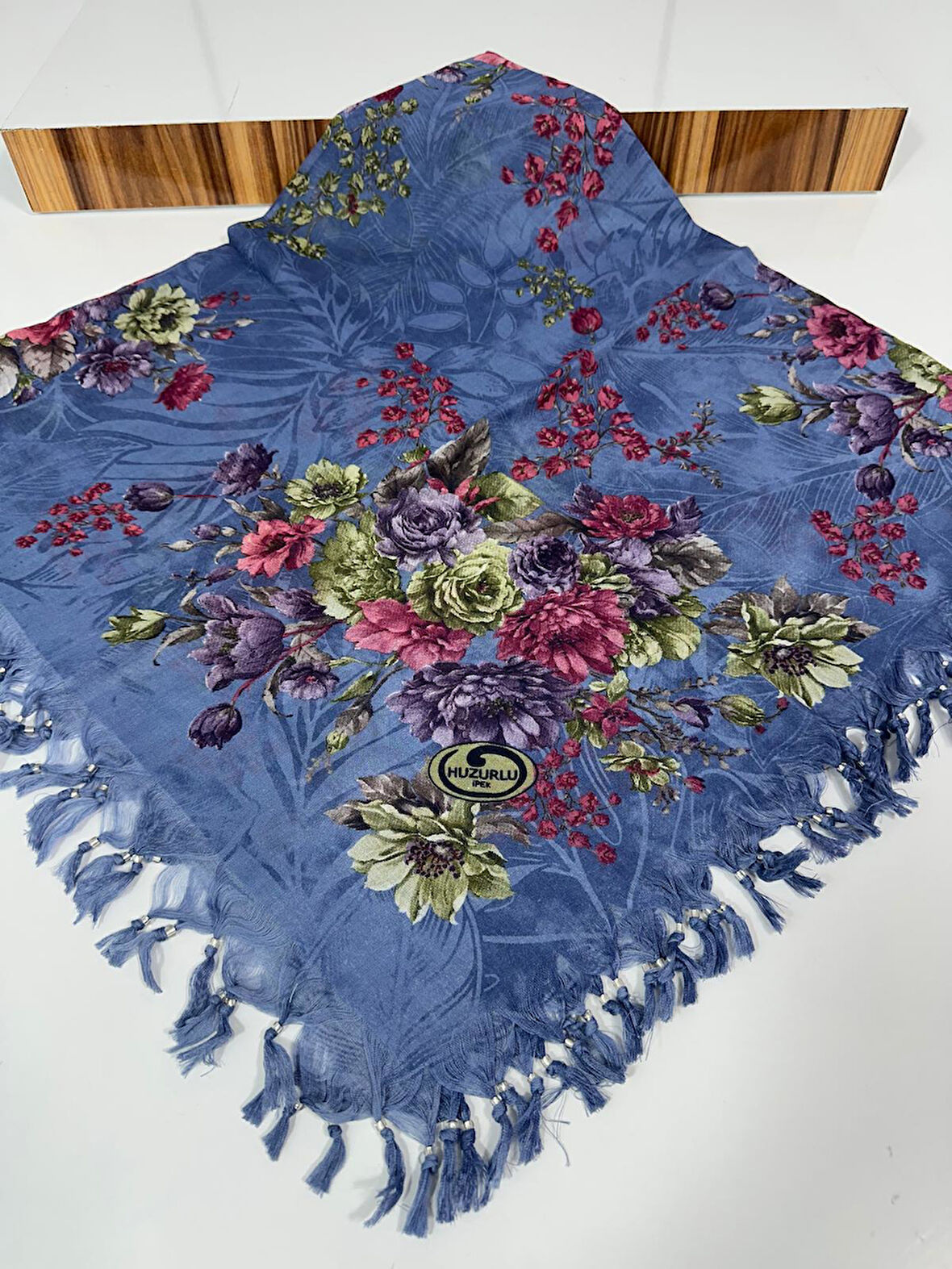 Sökme Boncuklu Pamuk Yazma - 05650