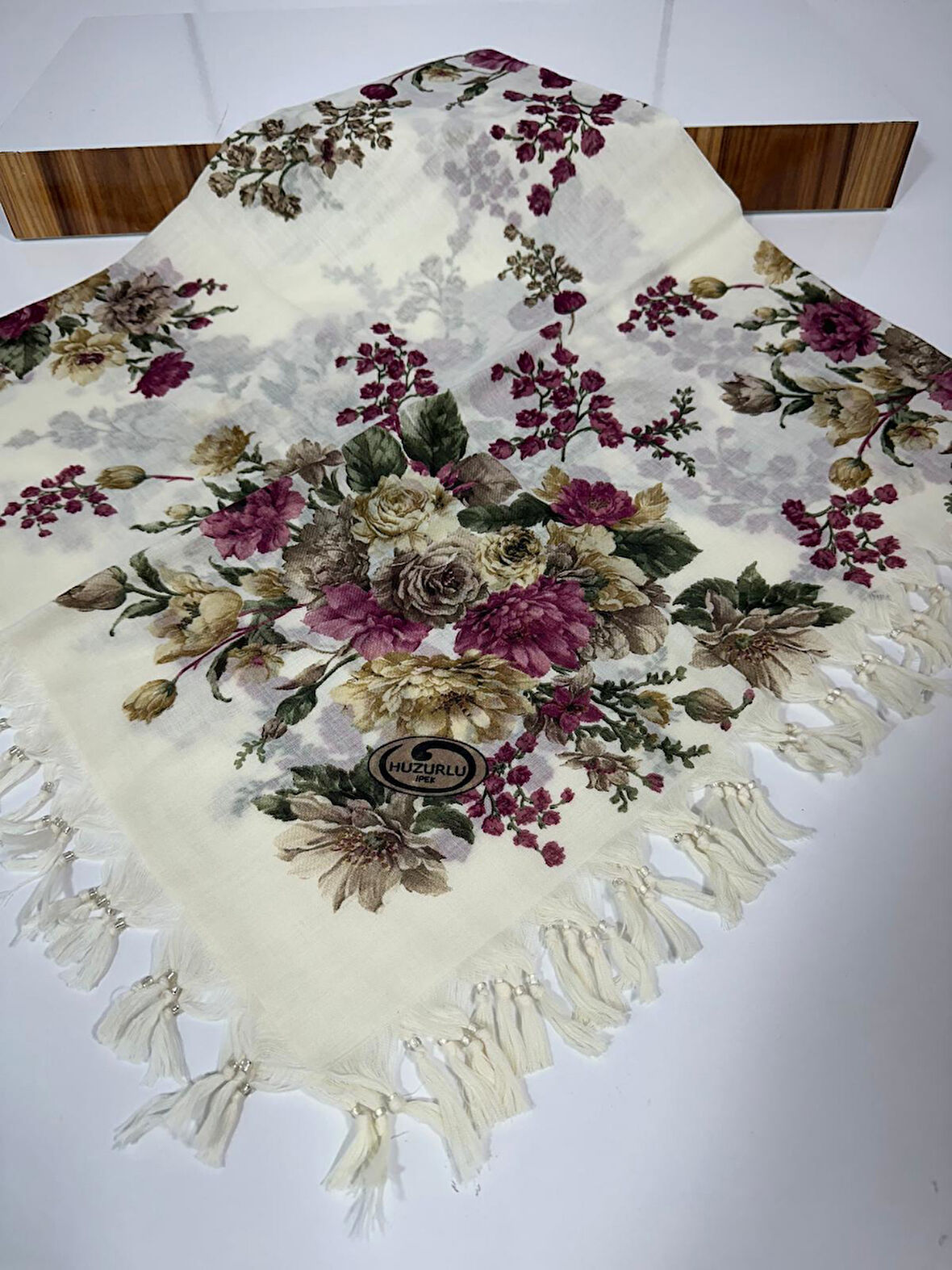 Sökme Boncuklu Pamuk Yazma - 05651