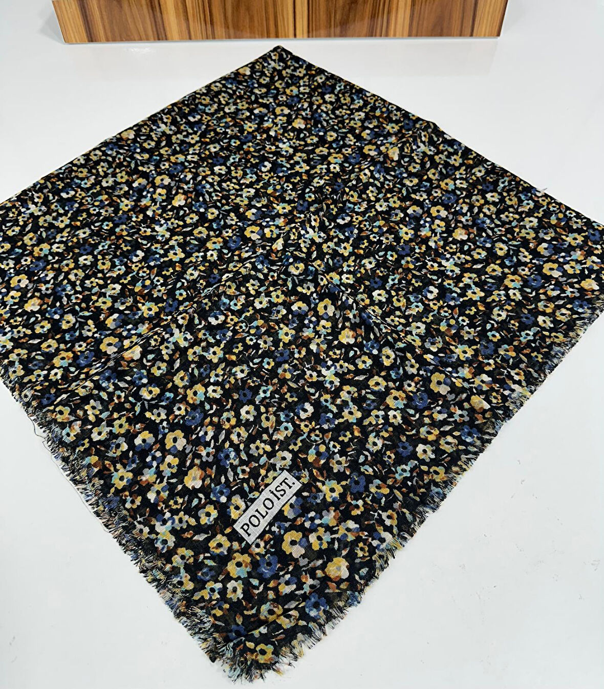 Desenli Flamalı Keten Eşarp- 05652