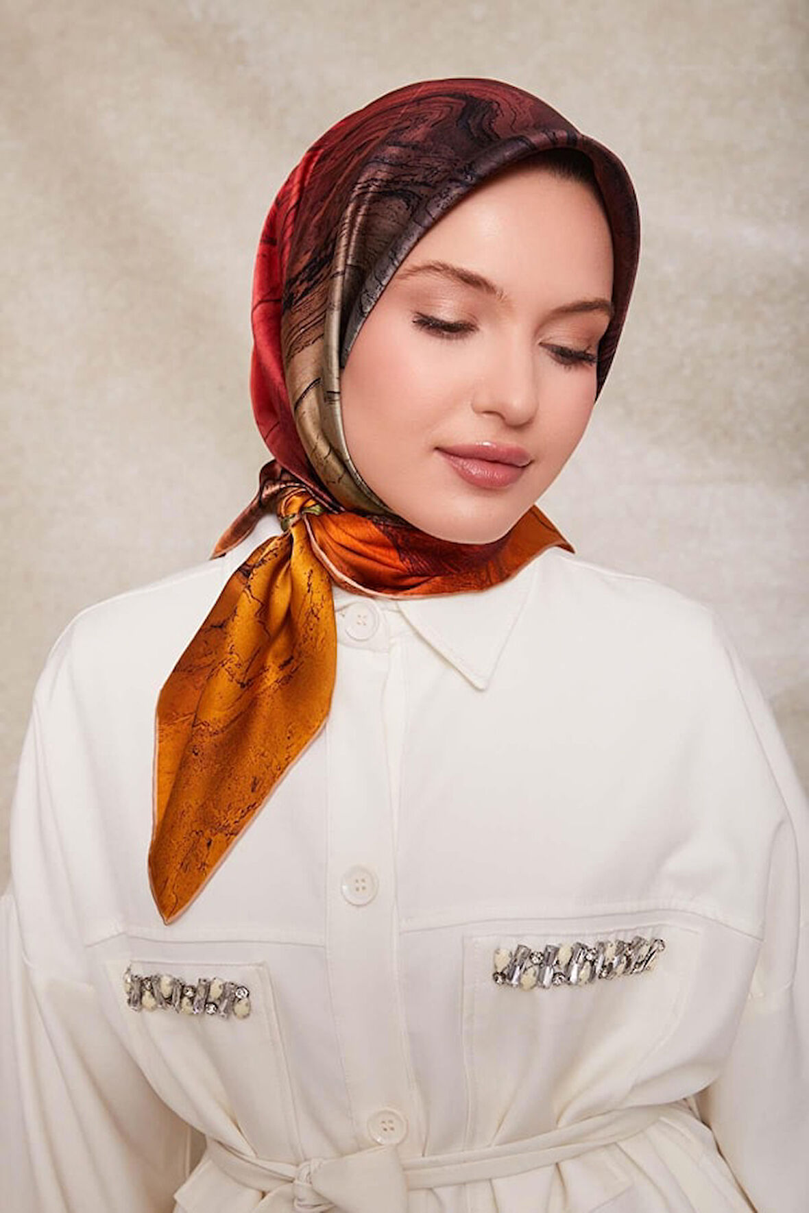 Karmaşık Desen Sura İpek Eşarp-0910