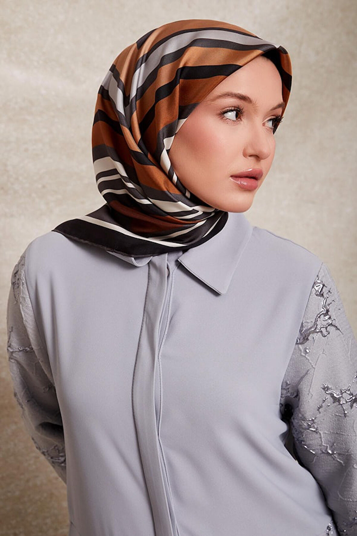 Kare Desenli Twill İpek Eşarp-0920