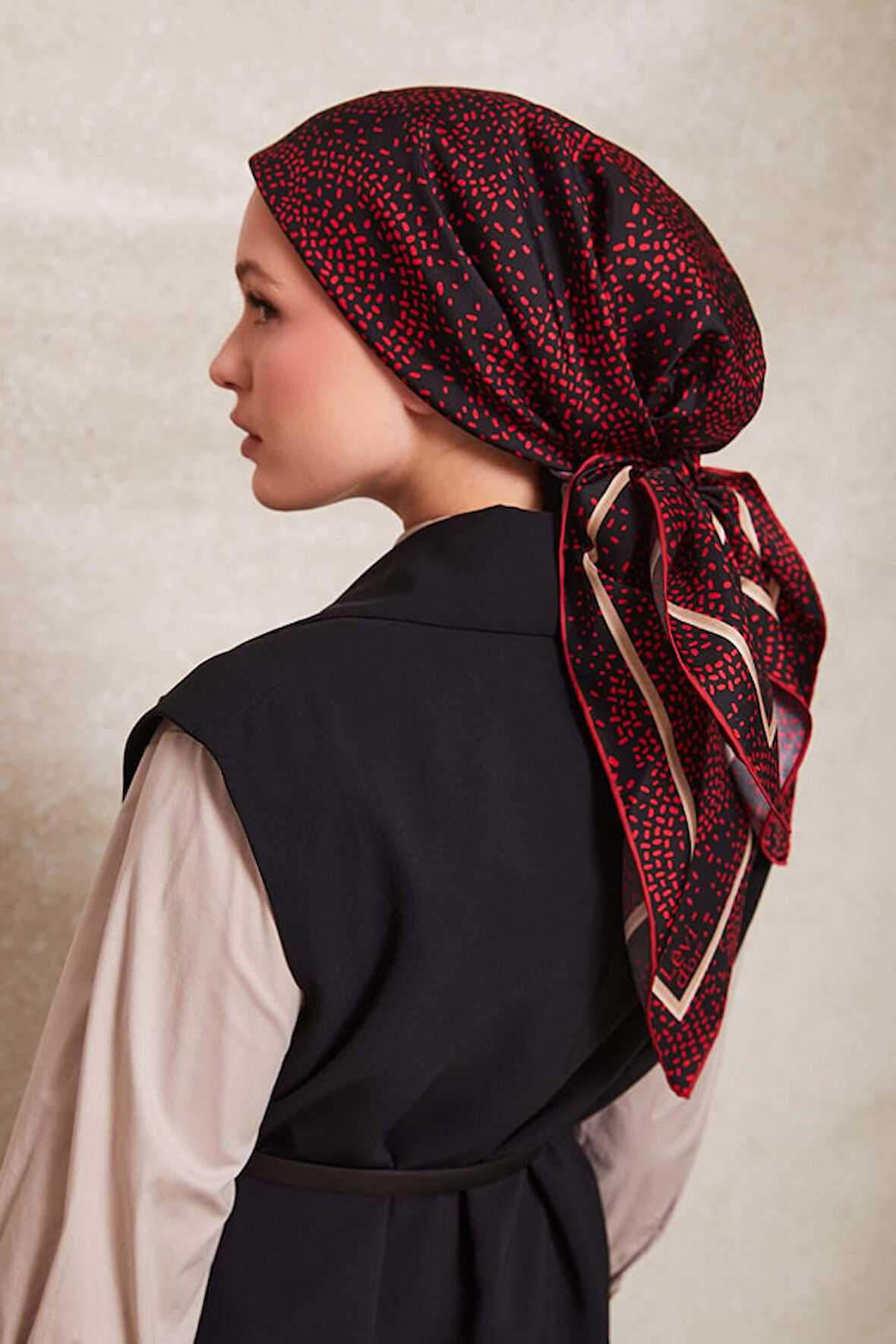 Noktalı Daireler Baskı Twill İpek Eşarp-0933