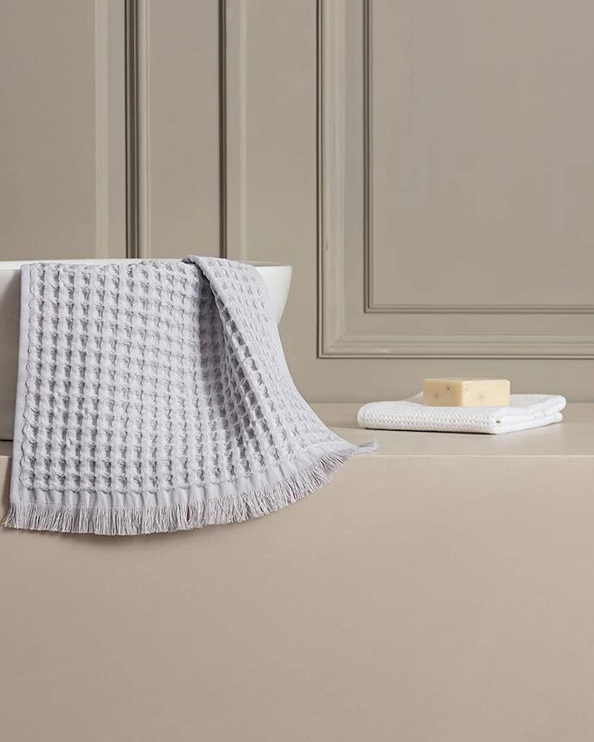 3’lü Gri Pamuklu Havlu Seti – 30x45, 50x90, 80x160 cm – Yumuşak ve Emici