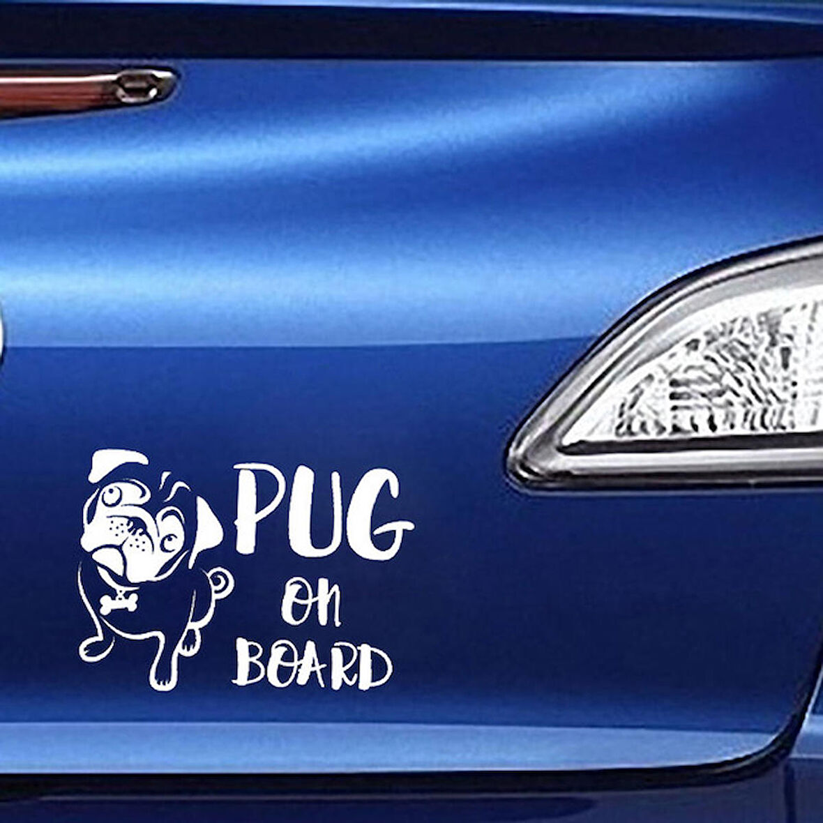 Pug On Board Arabada Pug Cinsi Köpek Koruması Beyaz md1