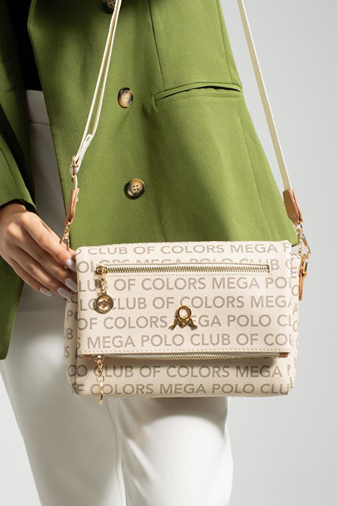 Kadın Postacı Çanta Çapraz Askılı Vegan Deri Omuz Çantası 27*19 Cm Suni Deri Mega Bag Kol Çantası