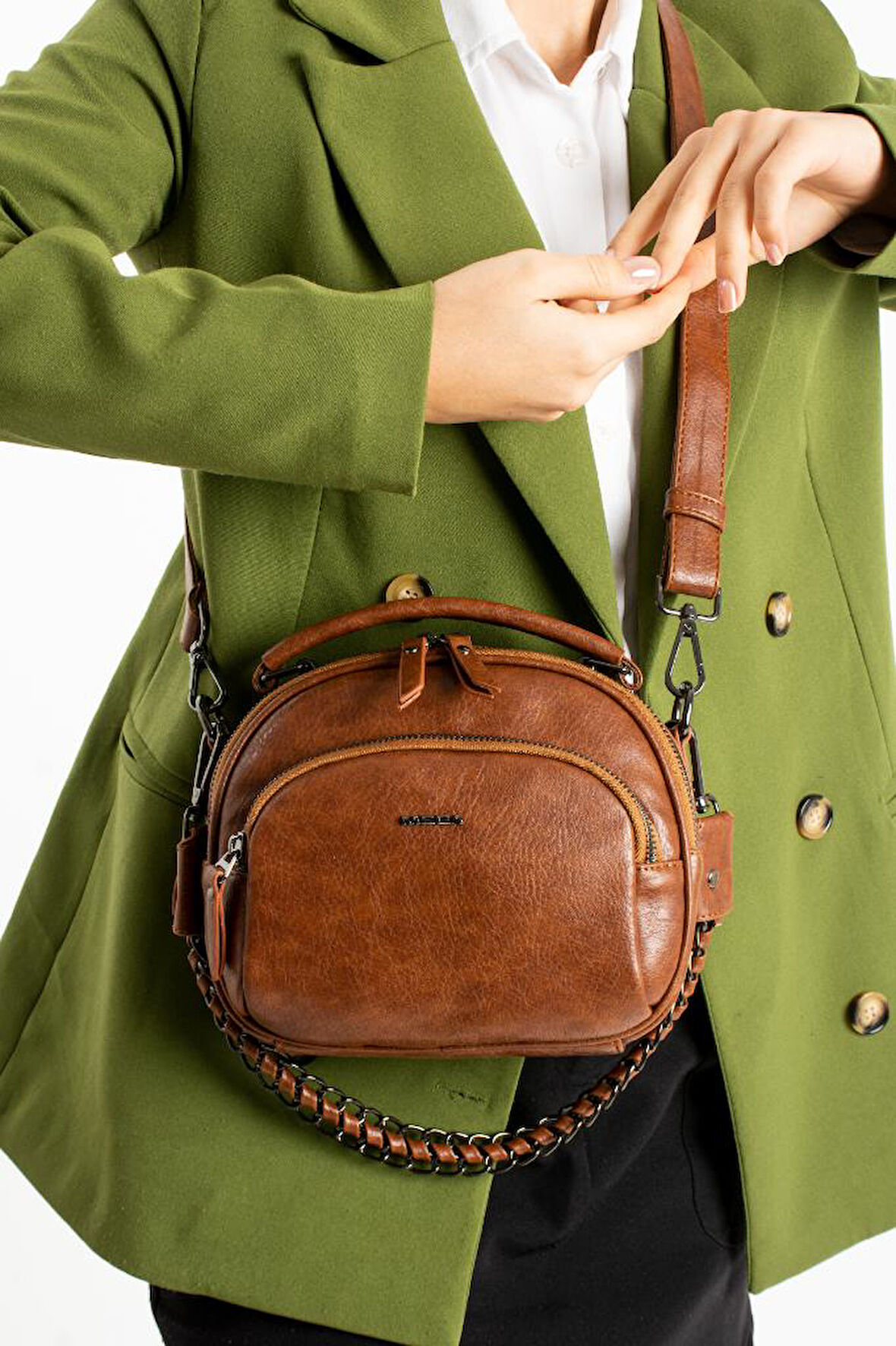 Kadın Postacı Çanta 20*20 Cm Çapraz Askılı Omuz Çantası Suni Deri Mega Çanta Zincir Detaylı