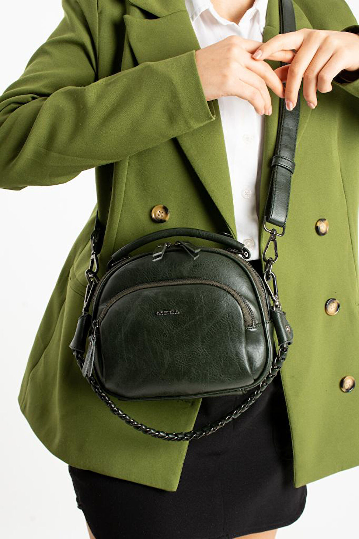 Kadın Postacı Çanta 20*20 Cm Çapraz Askılı Omuz Çantası Suni Deri Mega Çanta Zincir Detaylı