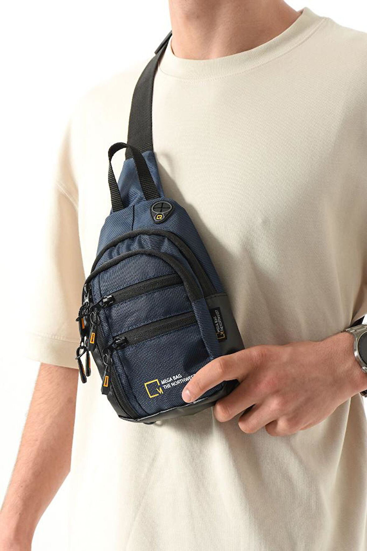 Body Bag Çanta Erkek Göğüs Sırt Çantası Fonksiyonel Kullanım BadyBag 23*14 Cm The NorthWest 