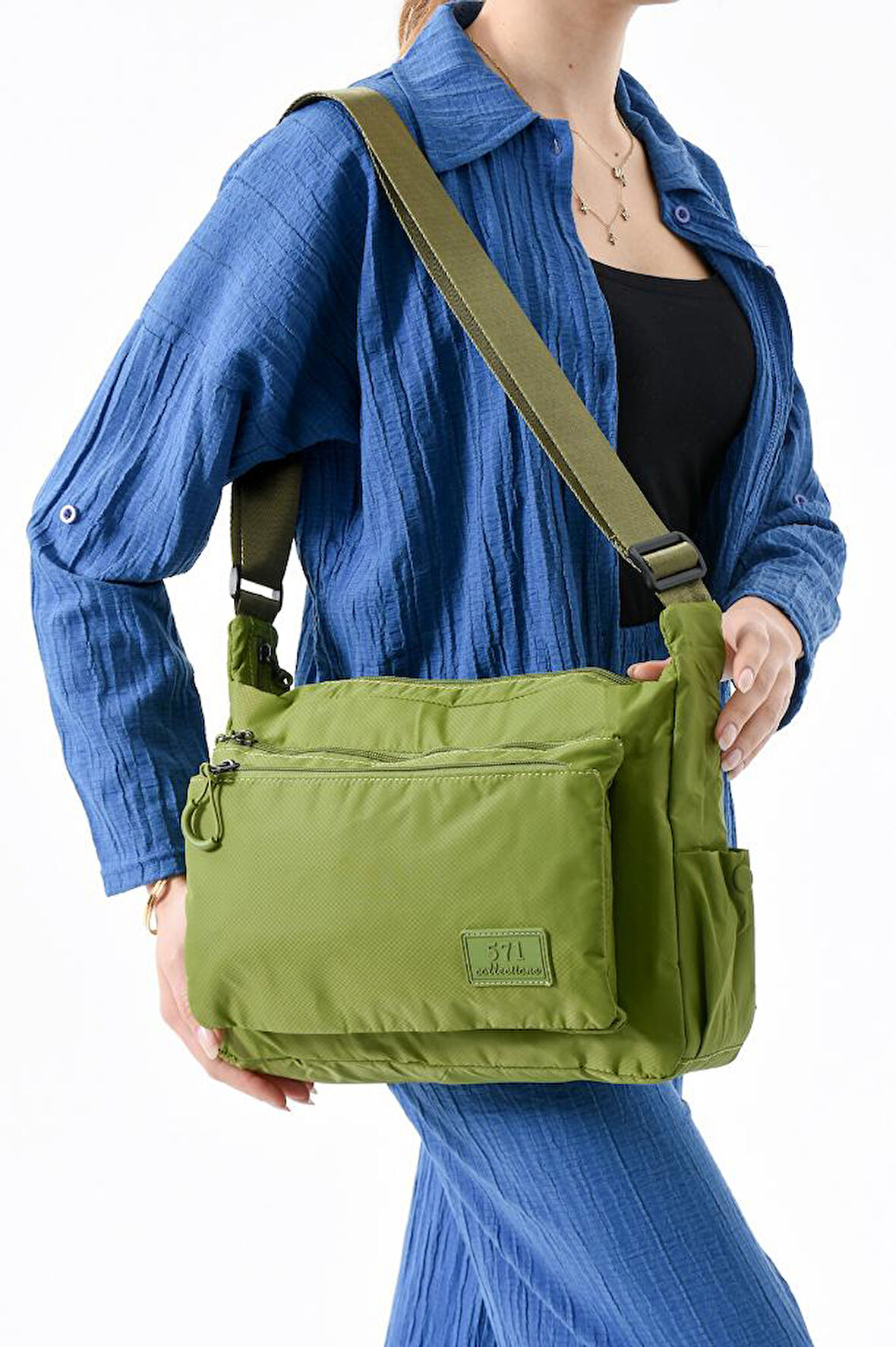 Unisex Paraşüt Kumaş Okul Çantası Çapraz Askılı Kadın Omuz Çantası 32*22 Cm Su İtici Hafif Kumaş 