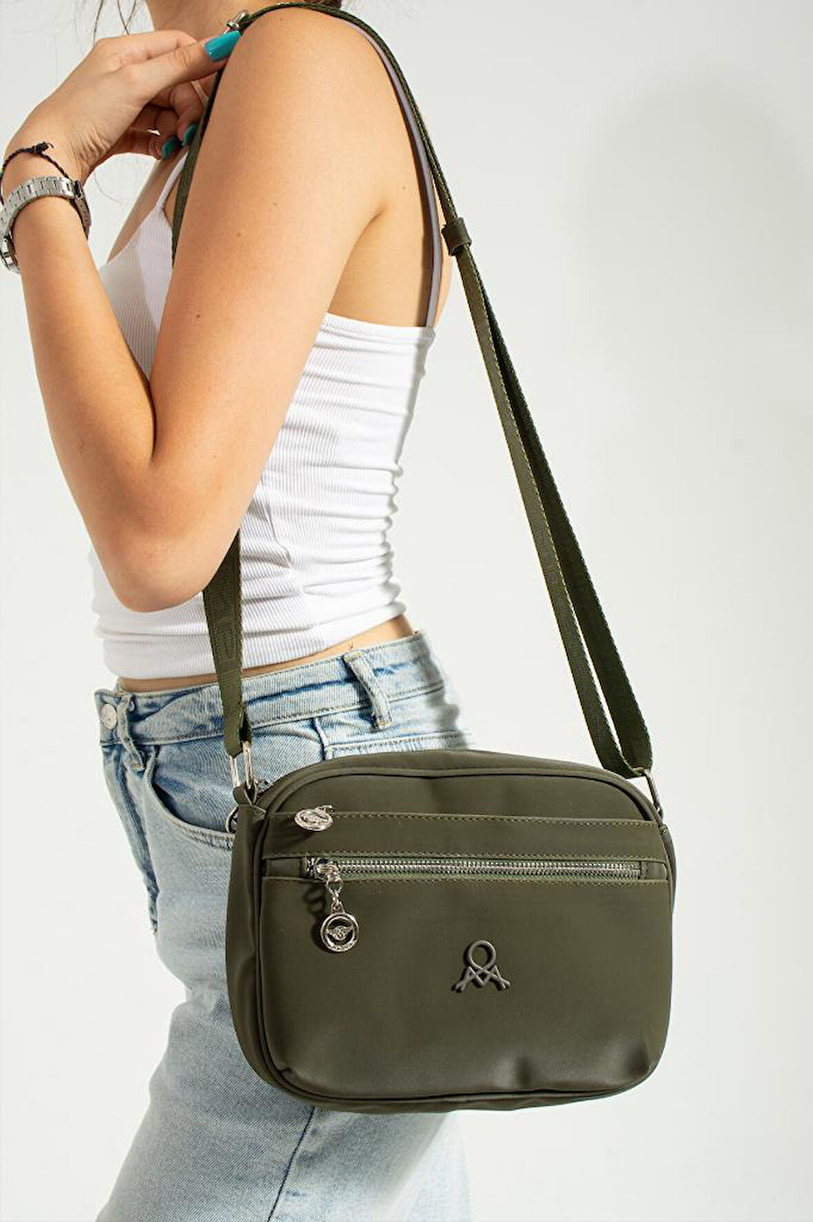 Kadın Postacı Çanta 23*18 Cm Çapraz Askılı Omuz Çantası Mega Bag Günlük Kullanıma Uygun