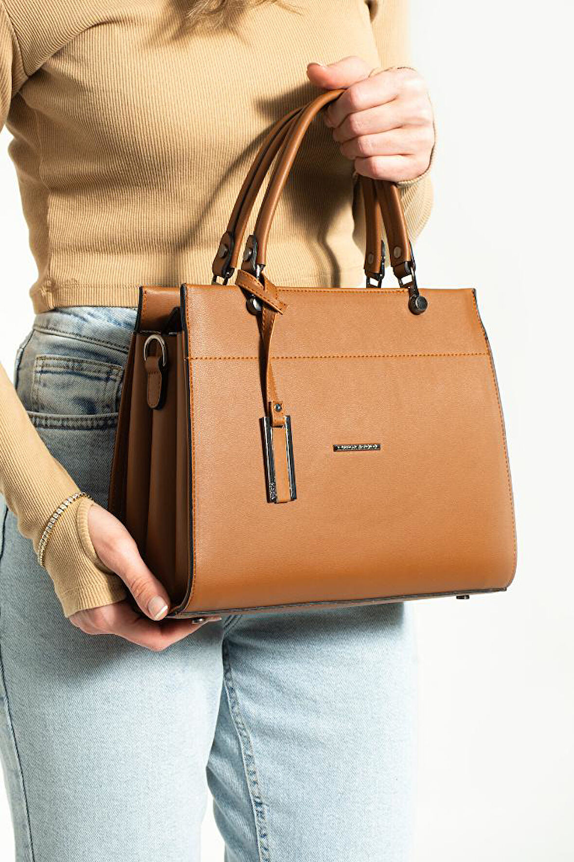  Business Kol Çantası Kadın Omuz Çantası 30*25 Cm Kutu Model Çapraz Askılı Postacı Çanta Mega Çanta