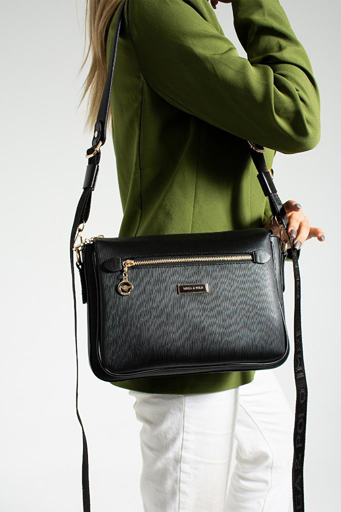 Kadın Postacı Çanta 27*20 Cm Çapraz Askılı Omuz Çantası Suni Deri Ayarlanabilir Askı