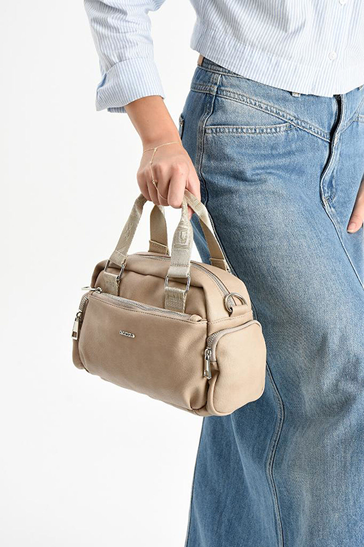 Suni Deri Kadın Omuz Çantası 25*17 Cm Çapraz Askılı Postacı Çanta Mega Bag Vegan Deri Kol Çantası