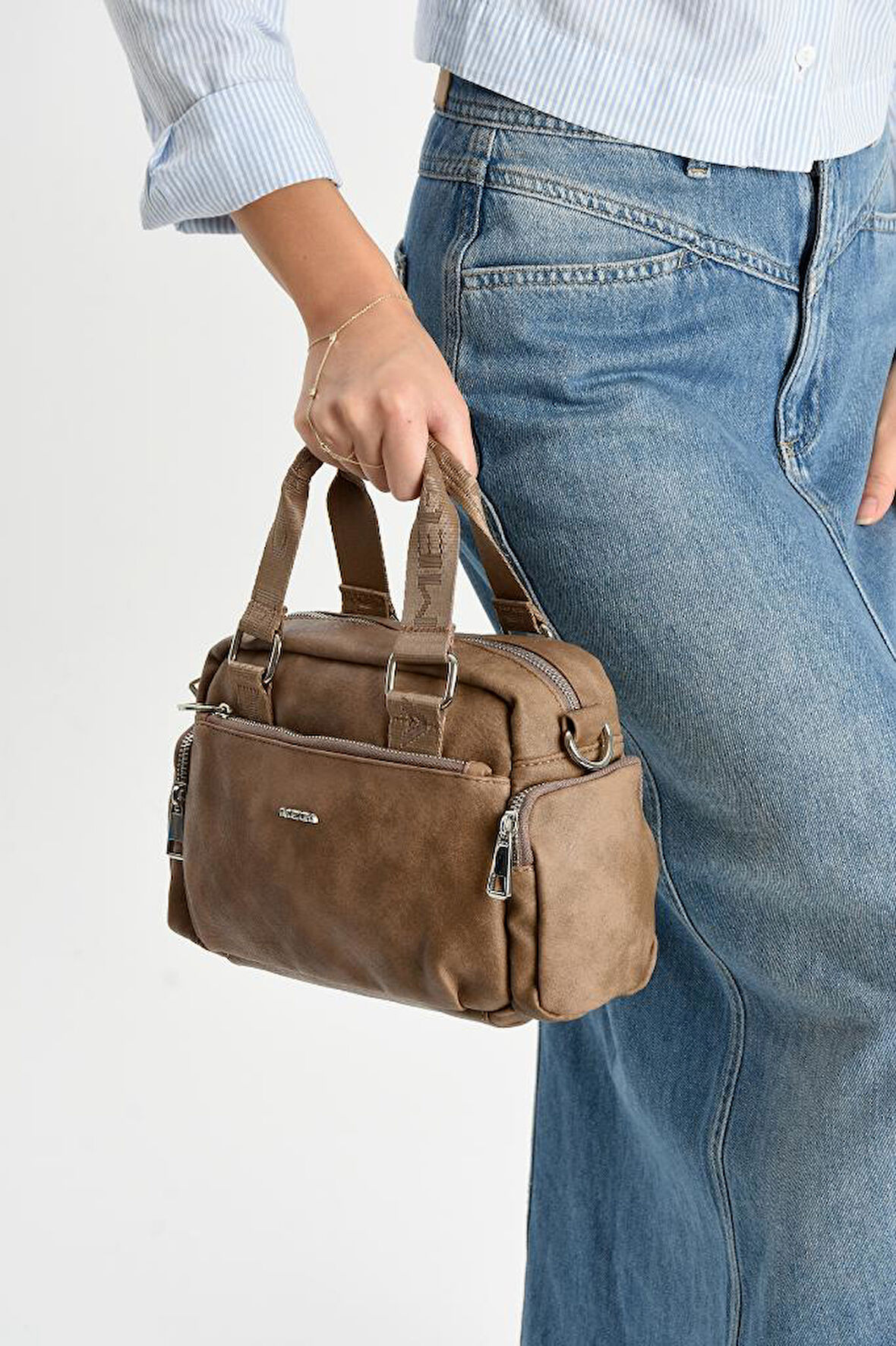 Suni Deri Kadın Omuz Çantası 25*17 Cm Çapraz Askılı Postacı Çanta Mega Bag Vegan Deri Kol Çantası