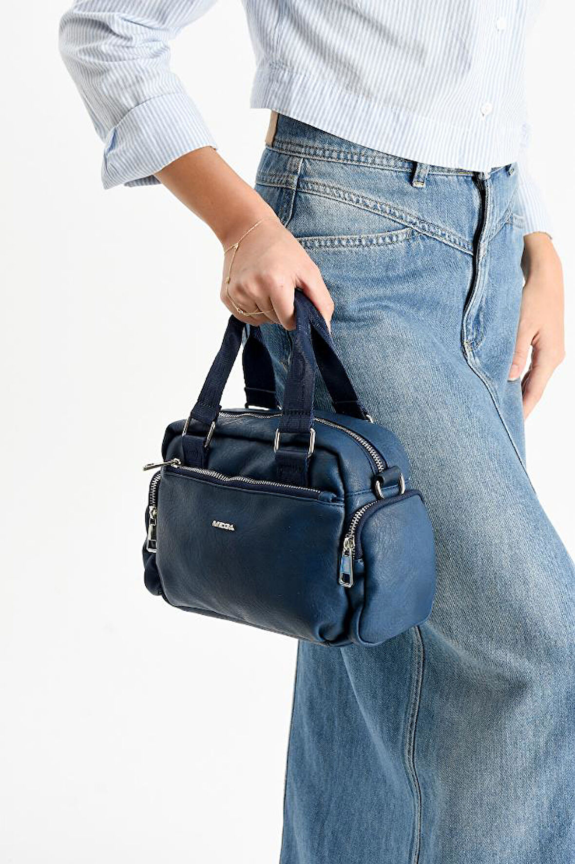 Suni Deri Kadın Omuz Çantası 25*17 Cm Çapraz Askılı Postacı Çanta Mega Bag Vegan Deri Kol Çantası