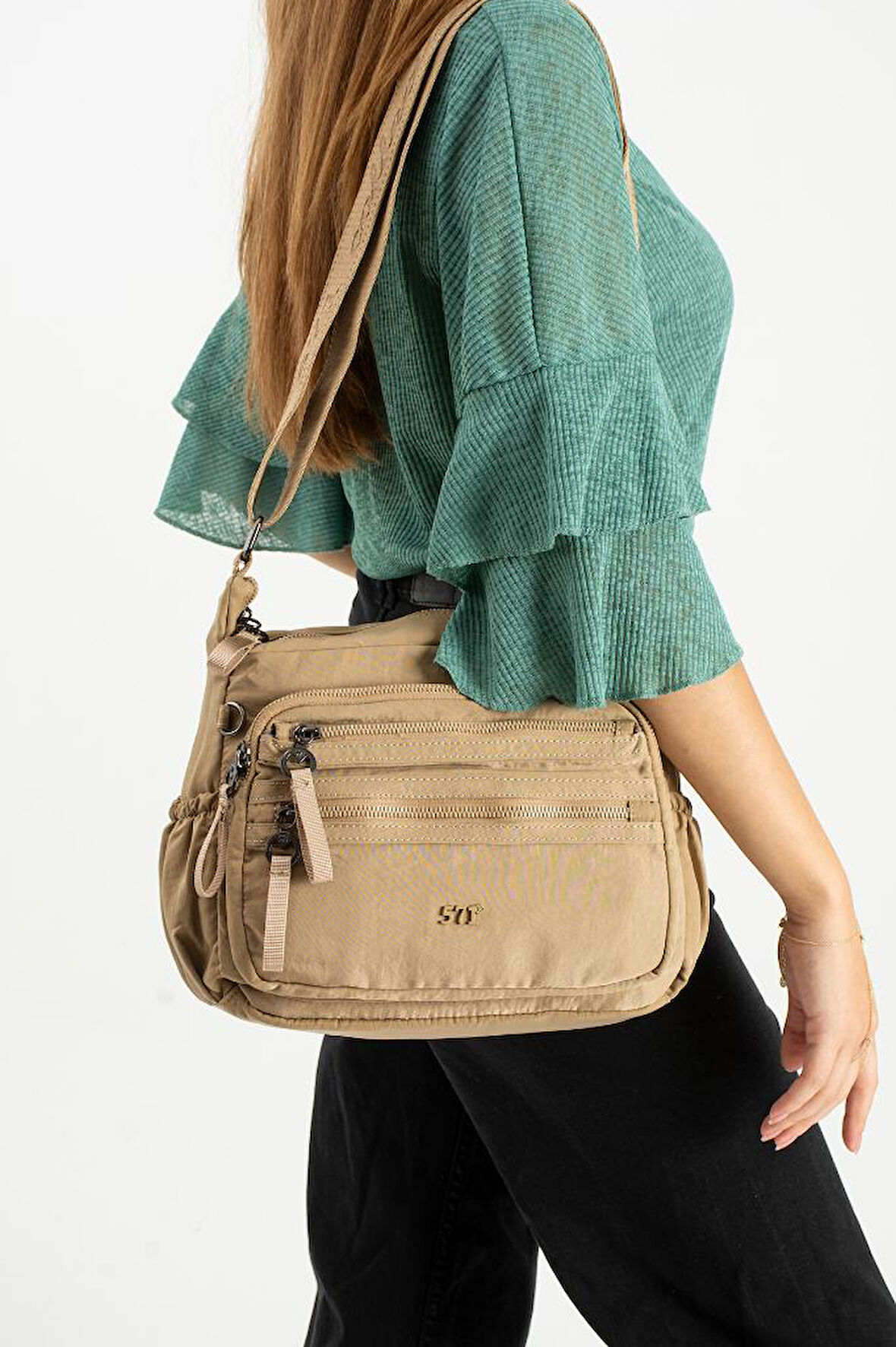 Kadın Postacı Çanta 26*21 Cm Hafif Poliamid Su İtici Yumuşak Kumaş Çapraz Askılı Omuz Çantası