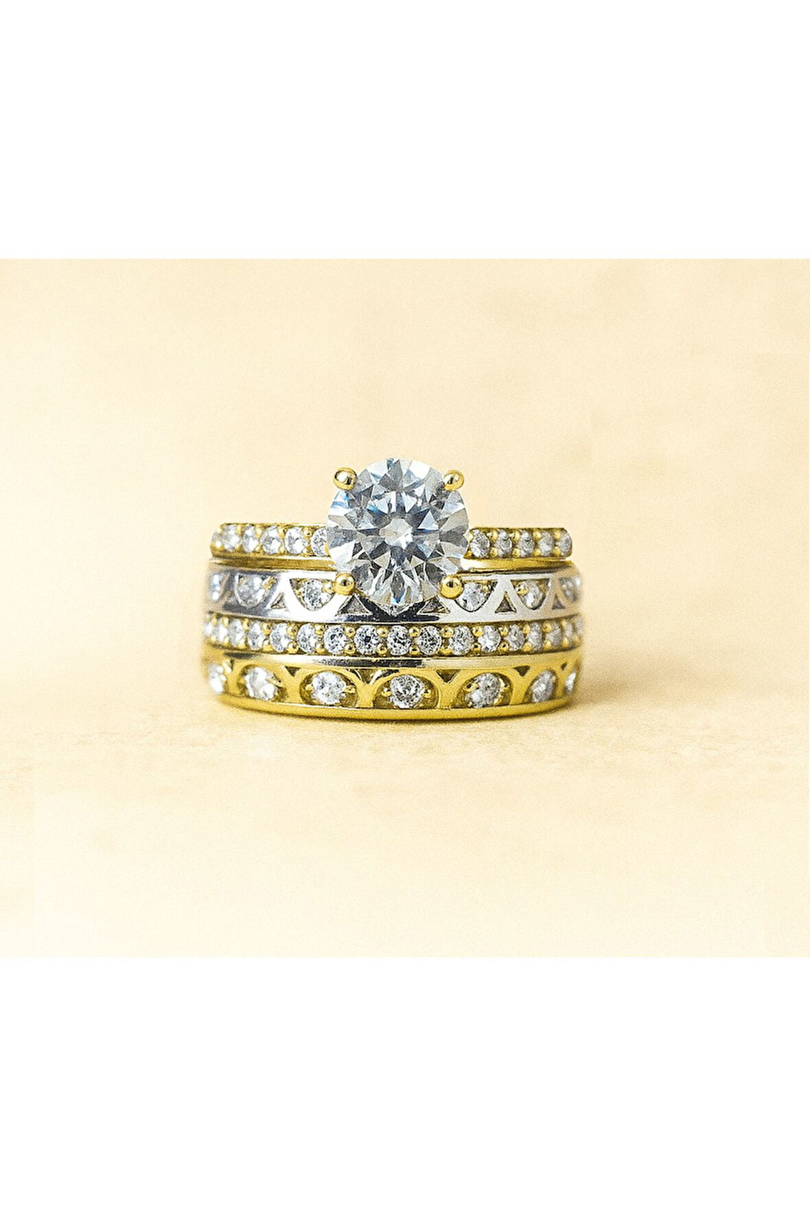 8 AYAR ALTIN TEKTAŞLI ALYANS YÜZÜK 8A144