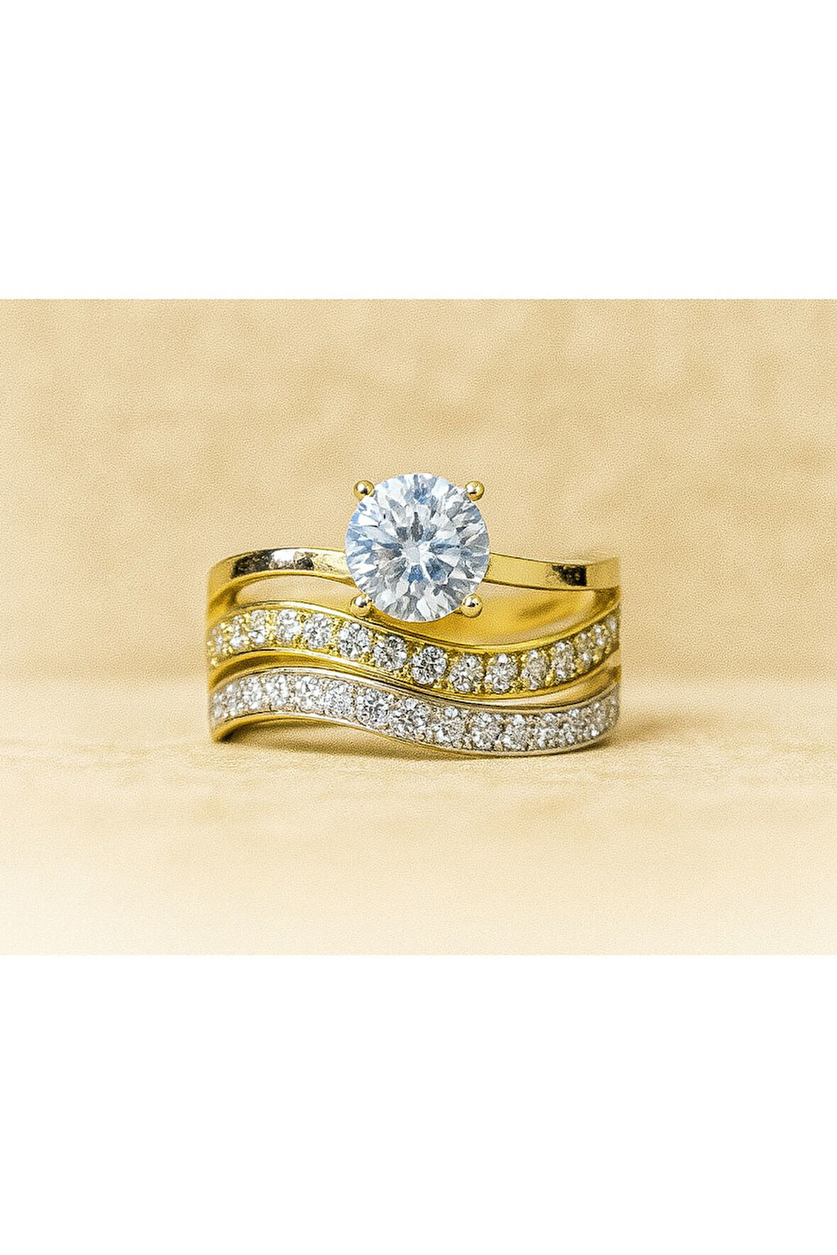 8 AYAR ALTIN TEKTAŞLI ALYANS YÜZÜK 8A152