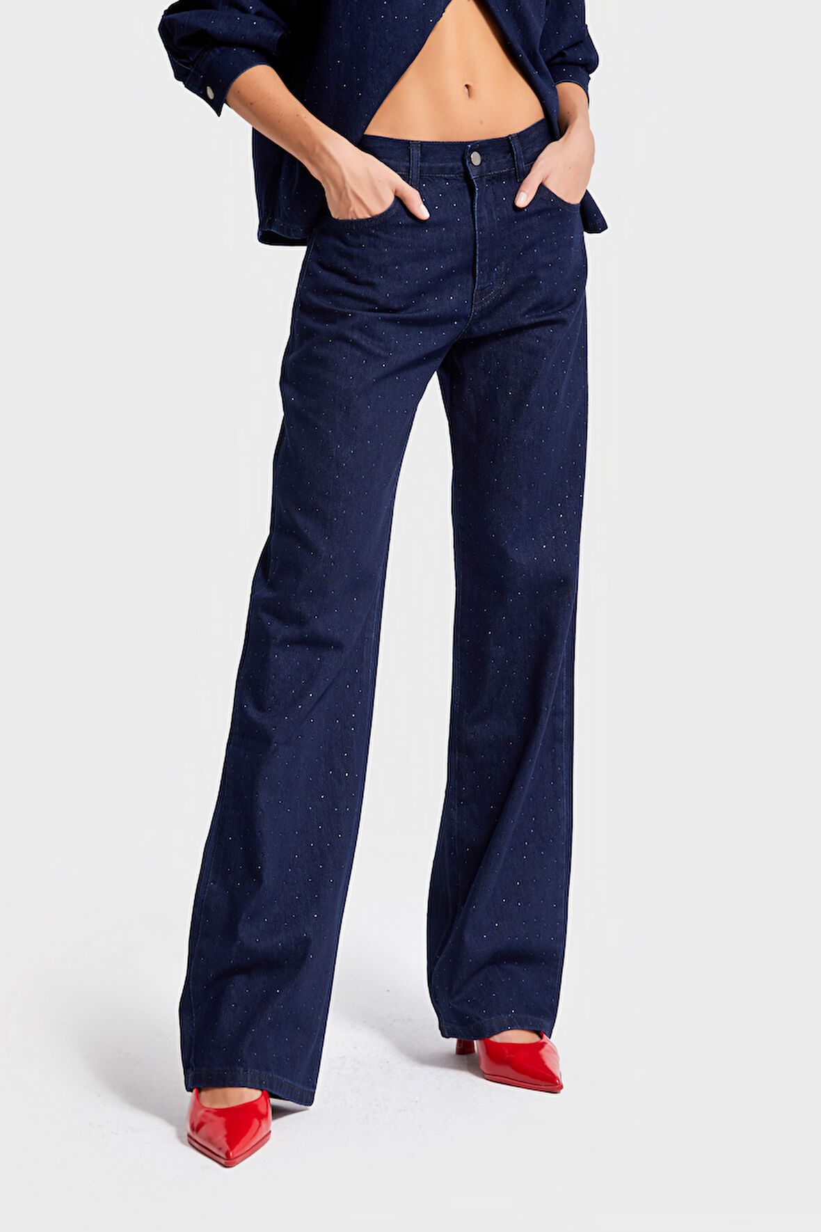 Kadın Laci İndigo Renk 7w5-50 Loose Fit Parlak Taş Detaylı İç Boy 80cm Özel Tasarım Denim Jean