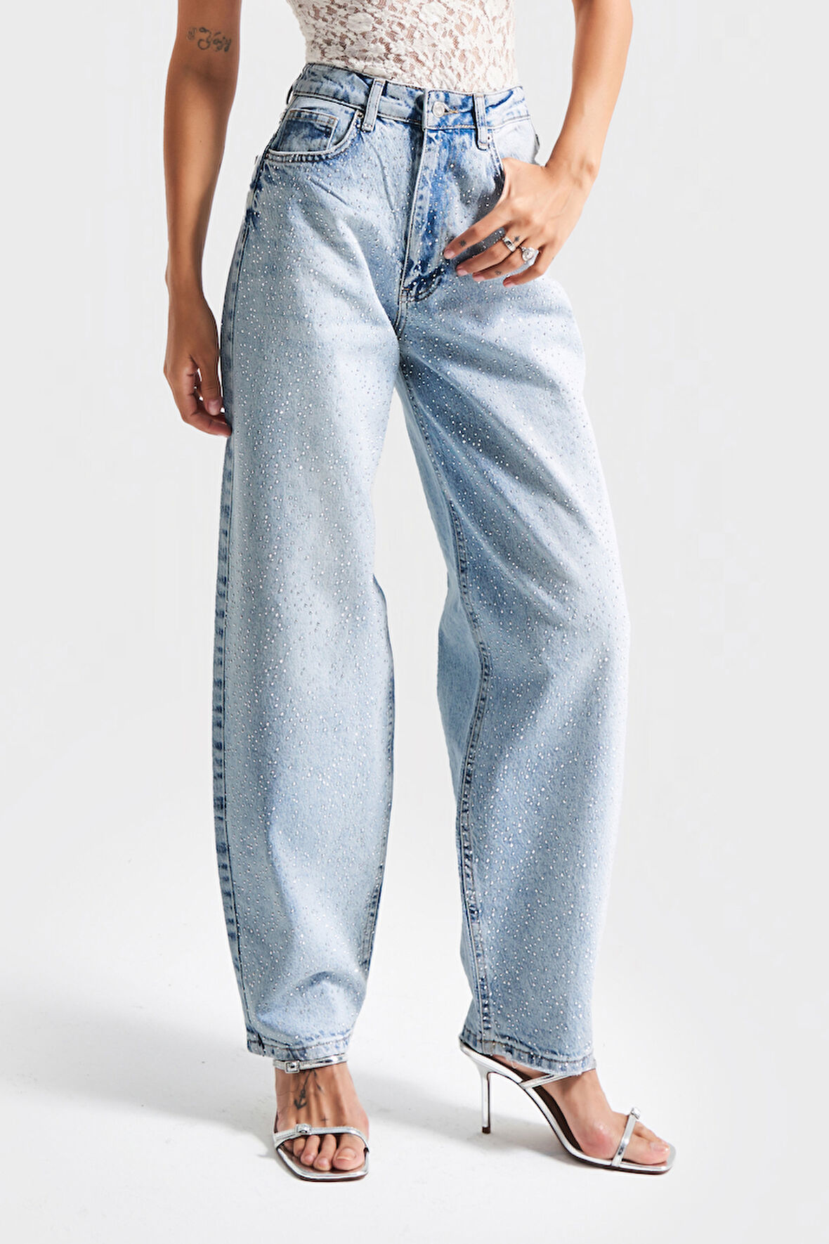 Kadın Ice Kot Rengi T-4w5-3 Skater Fit Önü Parlak Taşlı İç Boy 77cm Özel Tasarım Denim Jean