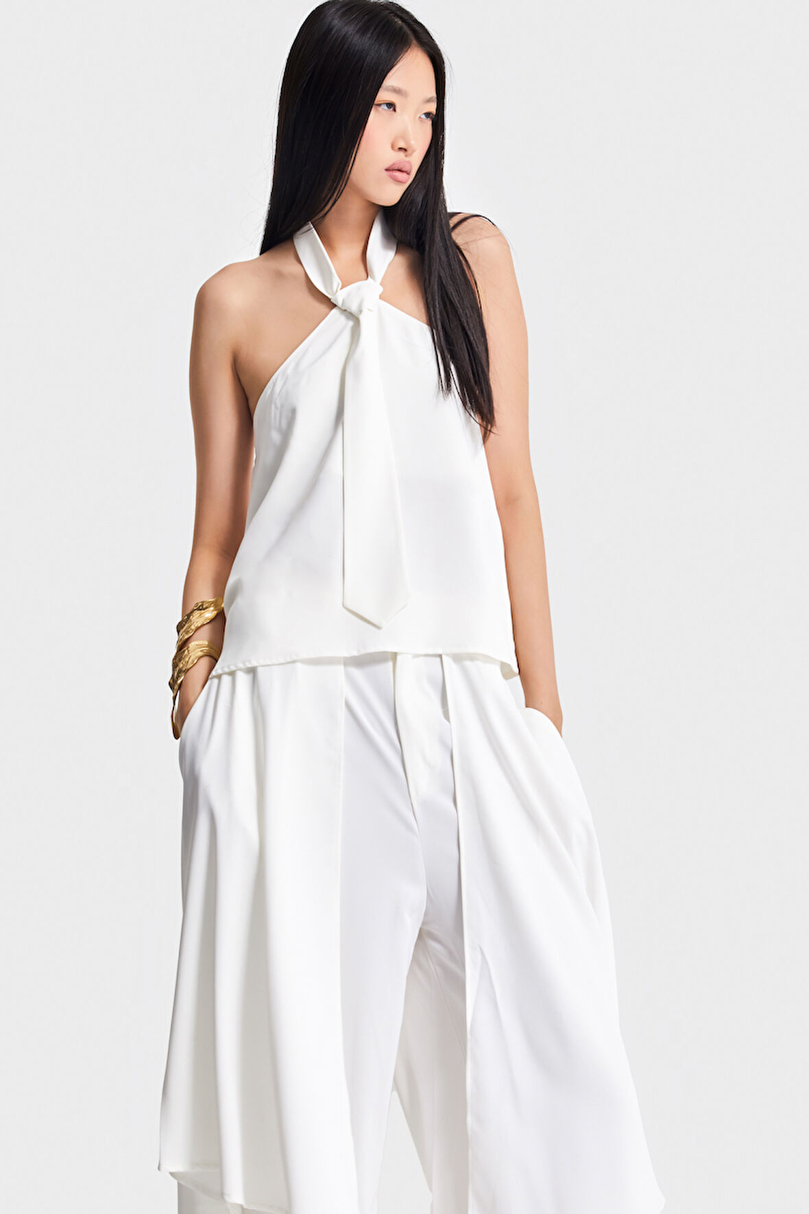 Kadın Ekru Renk Straptez Özel Kumaş Kravat Detaylı Tasarım Bluz