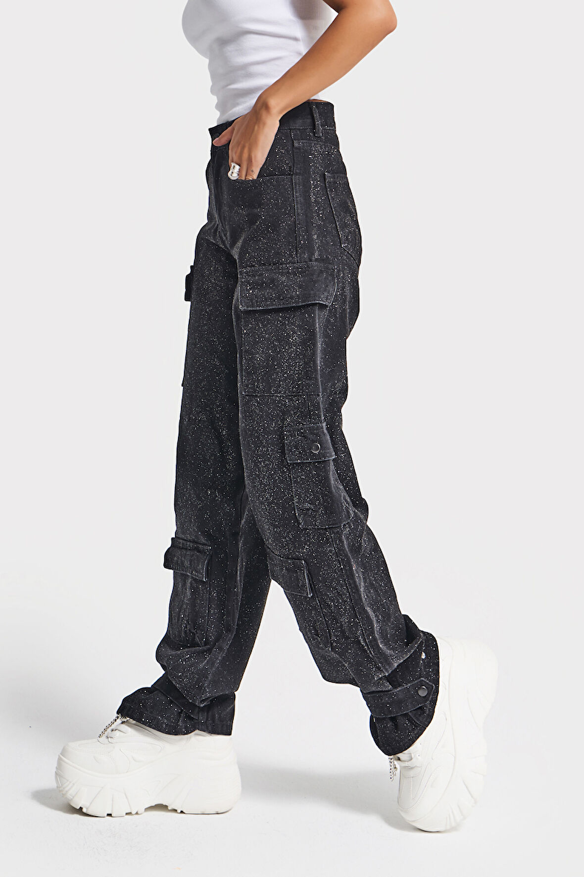 Kadın Siyah Renk 1w5-1 Straight Kargo Fit Parlak Pul Detaylı Özel Tasarım Denim Jean