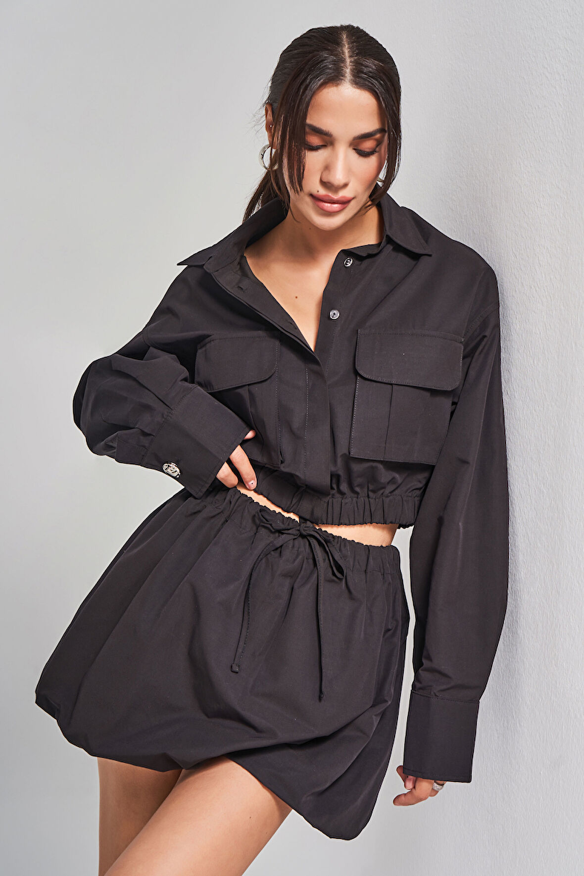 Kadın Siyah Renk w5-1 Crop Fit Kargo Cep Tasarım Ceket