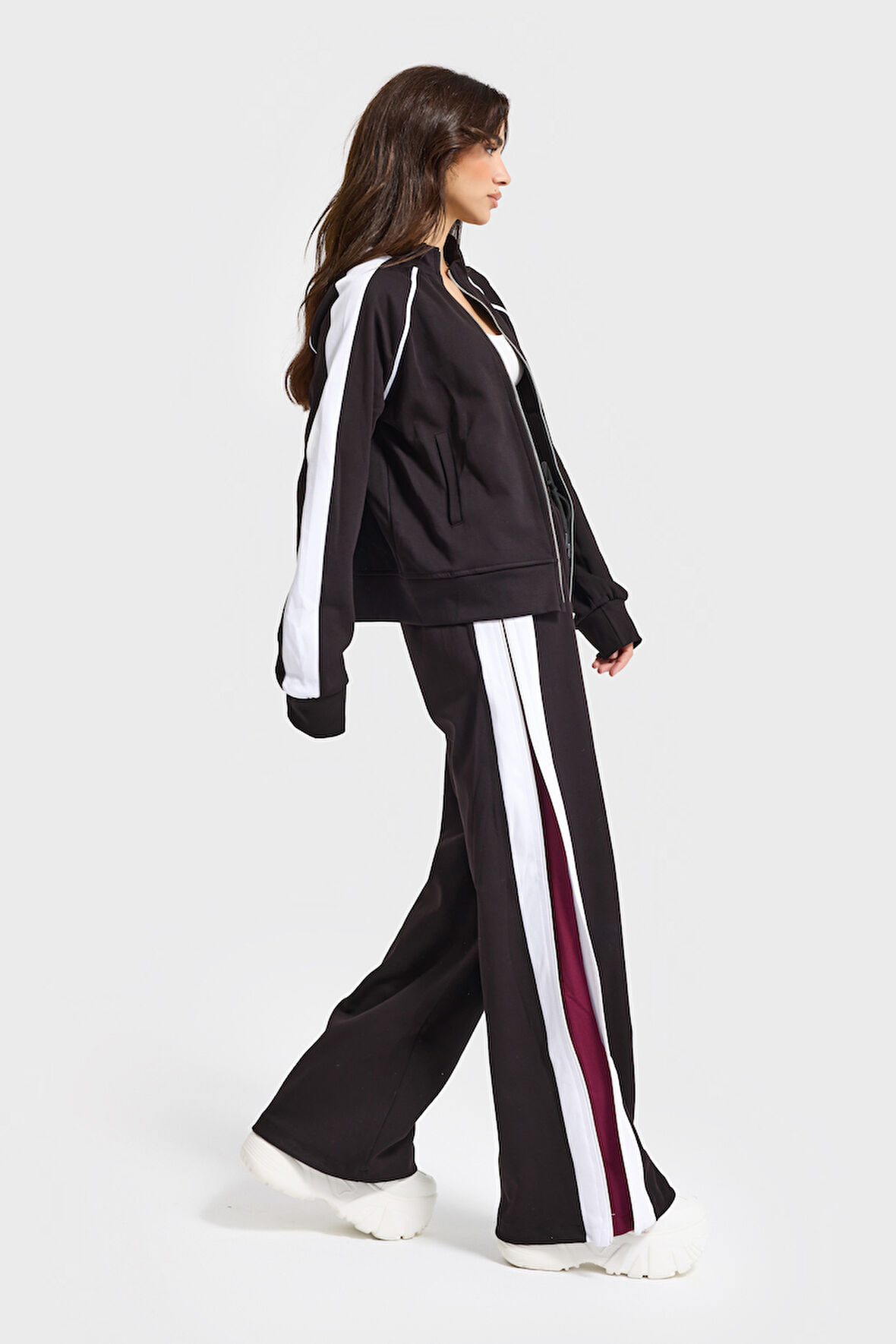 Kadın Siyah Beyaz w5-1 Bol Kesim Polar ve Eşofman Tasarım 2'li Kombin Takım