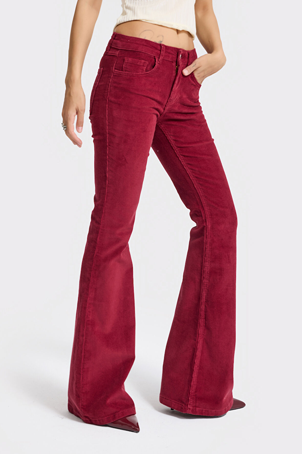 Kadın Bordo Renk 26w5-35 Flare Fit İnce Fitilli Velvet Kadife Kumaş Pantolon