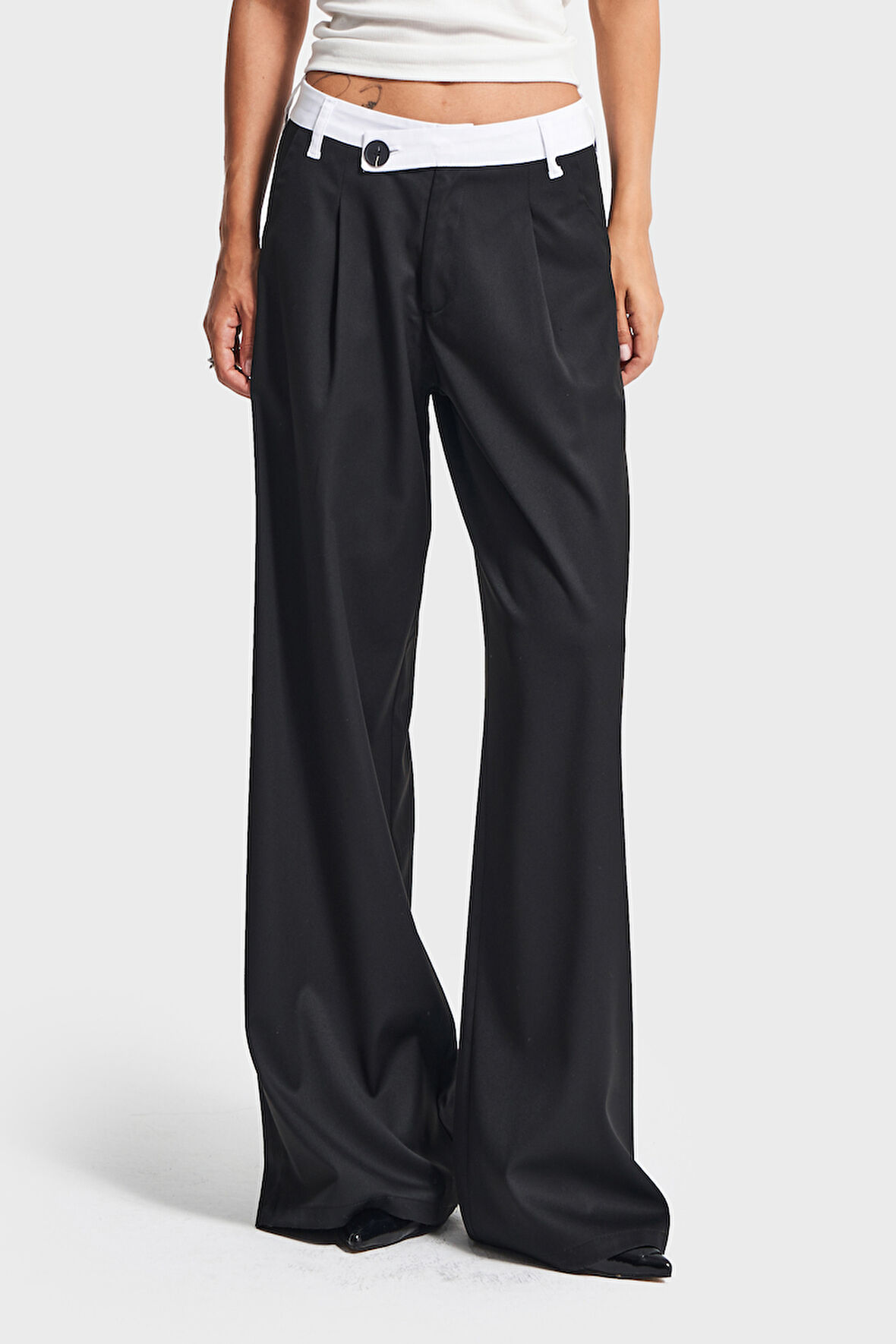 Kadın Siyah Renk w5-1 Palazzo Fit Koton Viskon Kumaş Kemer Detaylı Pantolon