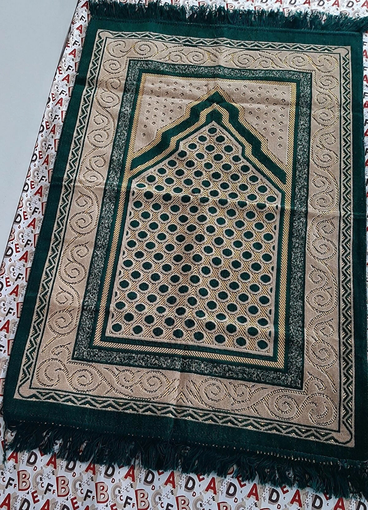 Kalın Kadife Seccade 1 Adet  En 70cm Boy 110cm