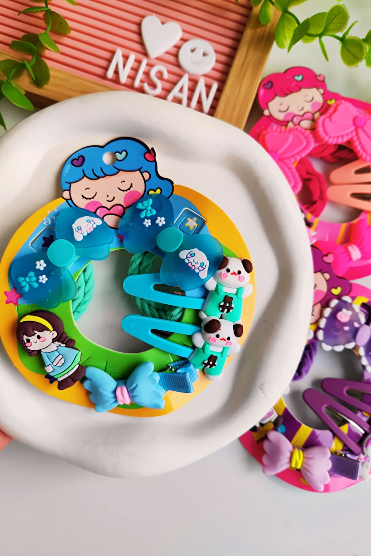 6 Parça Karışık Figürlü Toka Seti (2 Lastik , 2 Pens,2 Çıtçıt Toka)