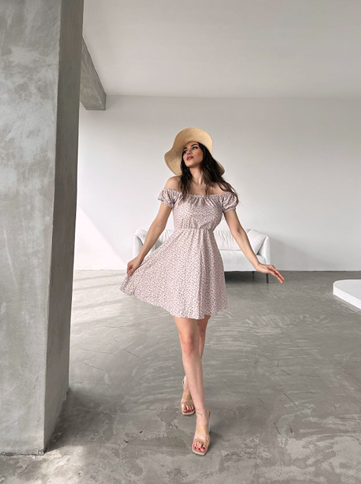 Madonna Yaka Çiçek Desenli Krinkıl Elbise - PUDRA - L