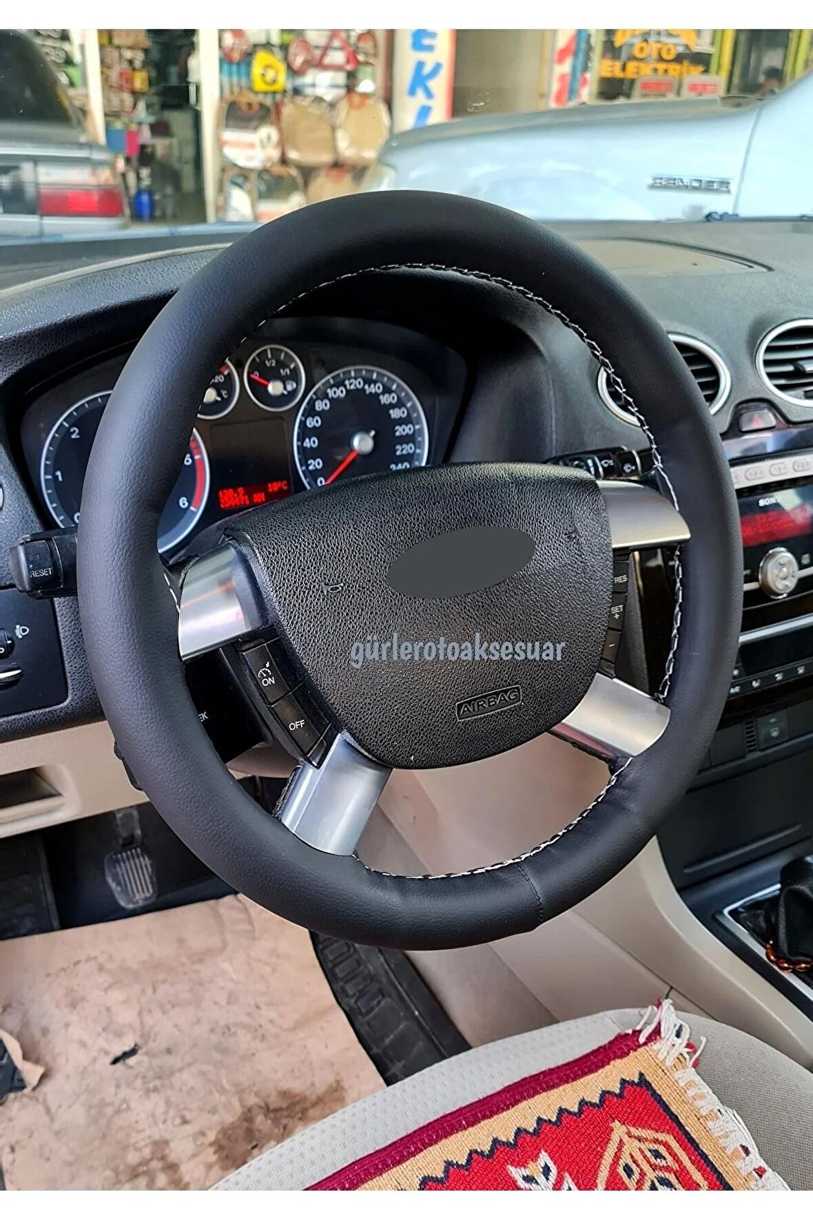 Fort Connect Uyumlu Dikmeli Direksiyon Kılıfı Soft Esnek Kokusuz Gri Ipli ( 38×10.5cm )