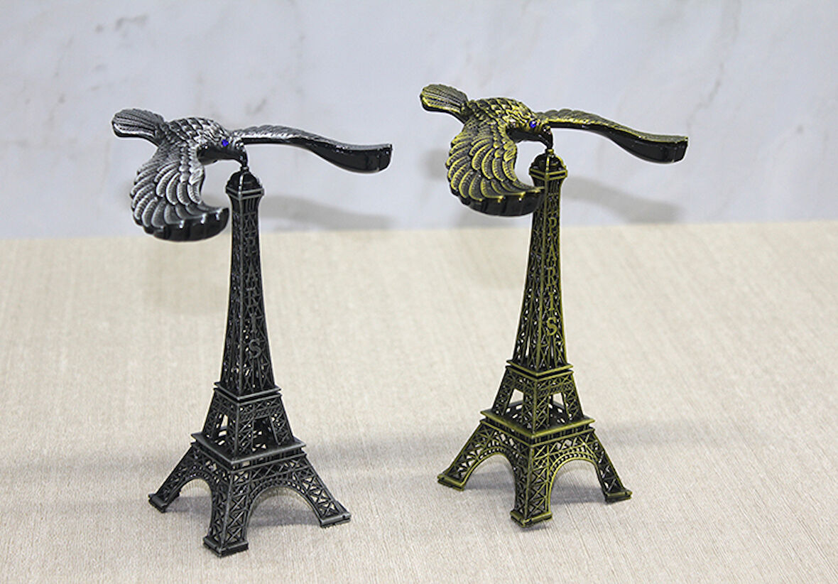 Kartallı Metal Eyfel Kulesi Model 2 